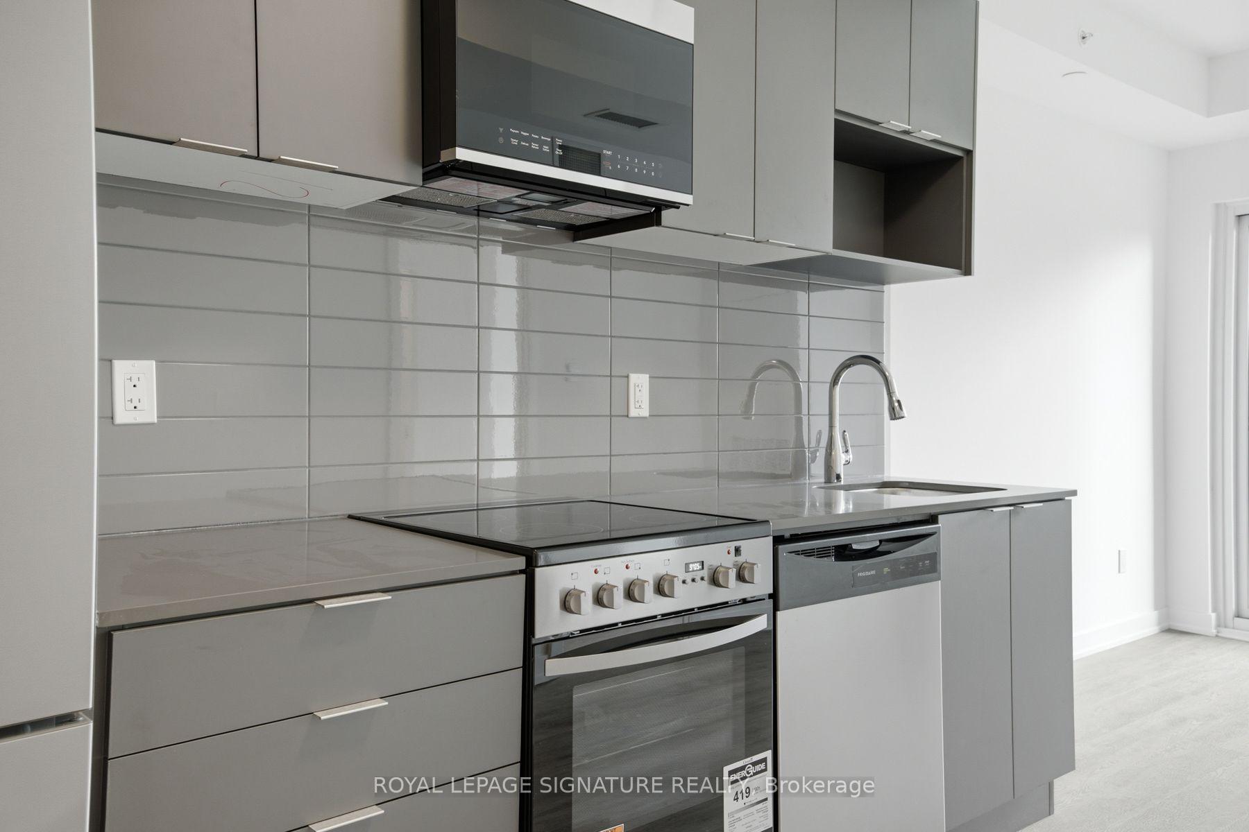 Photo 4 of Unit 306, 4569 Kingston Road, Scarborough, West Hill — HOMEH
