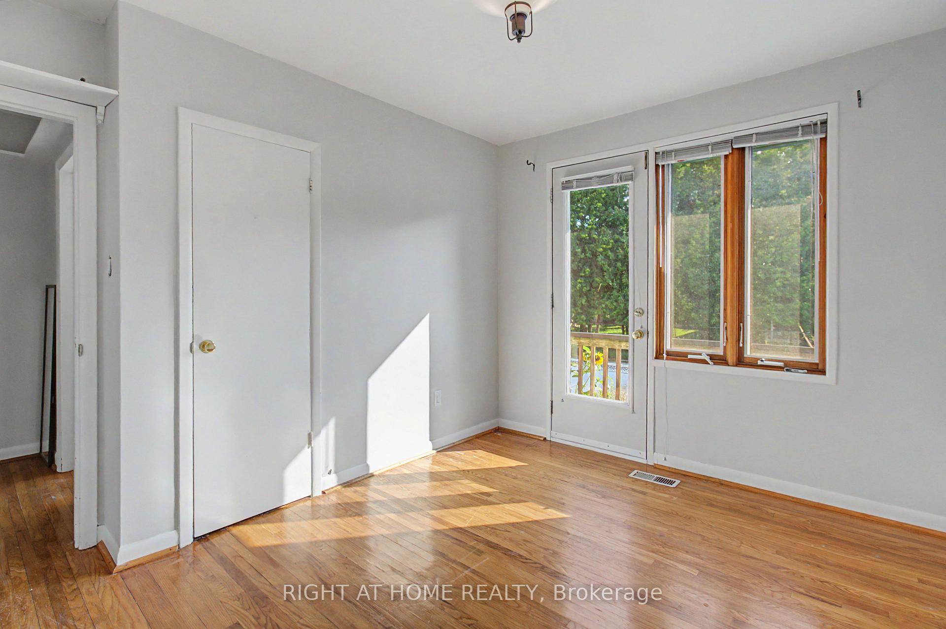 Photo 18 of Unit Upper, 426 Seaton Drive, Oakville, West — HOMEH