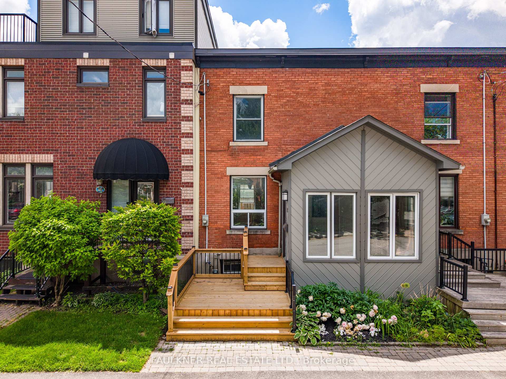 Photo 2 of 18 Herridge Street, Ottawa, Ottawa East — HOMEH