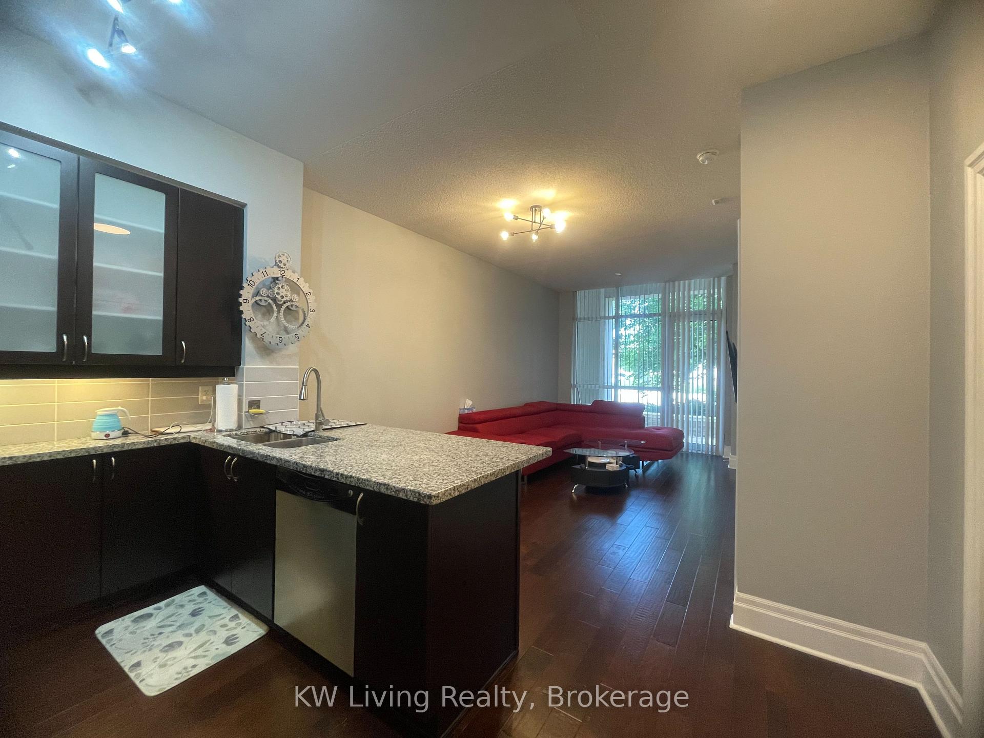 Photo 6 of Unit 101, 57 Upper Duke Crescent, Markham, Unionville — HOMEH