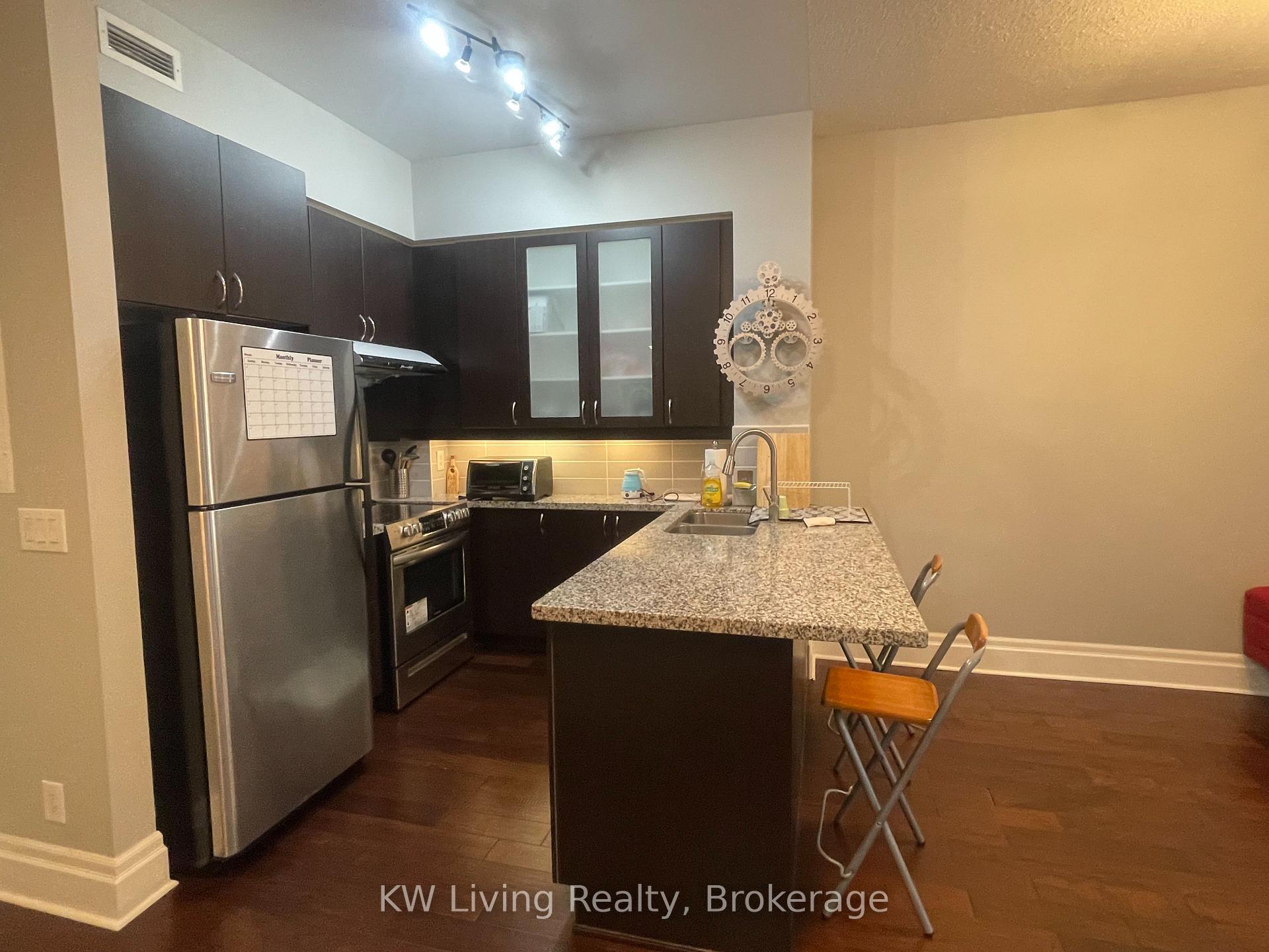 Photo 7 of Unit 101, 57 Upper Duke Crescent, Markham, Unionville — HOMEH