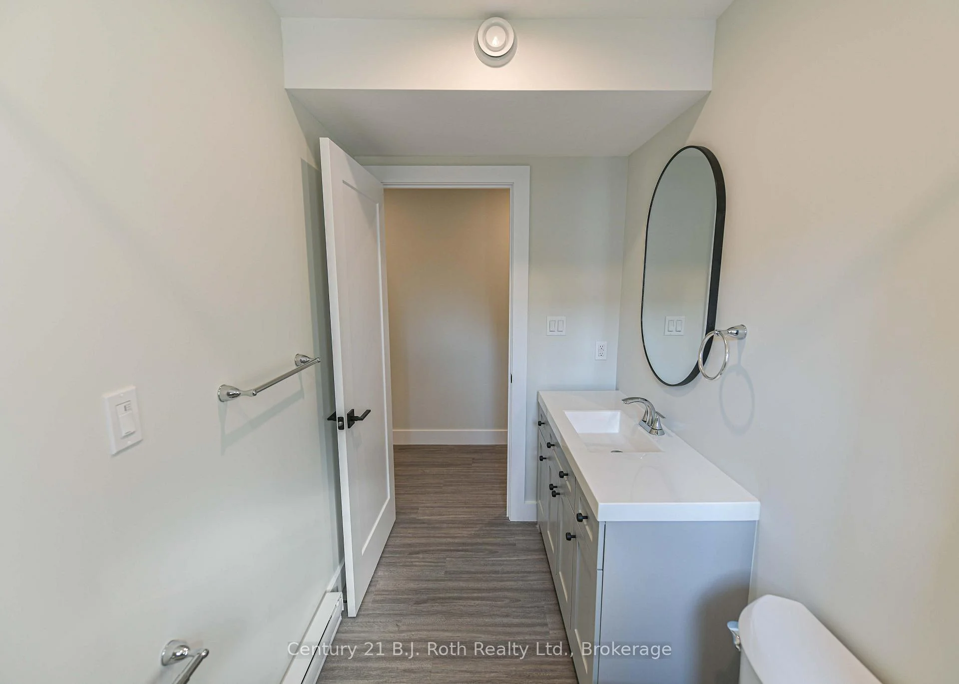 Photo 23 of Unit 1 (Main), 165 Barrie Road, Orillia — HOMEH