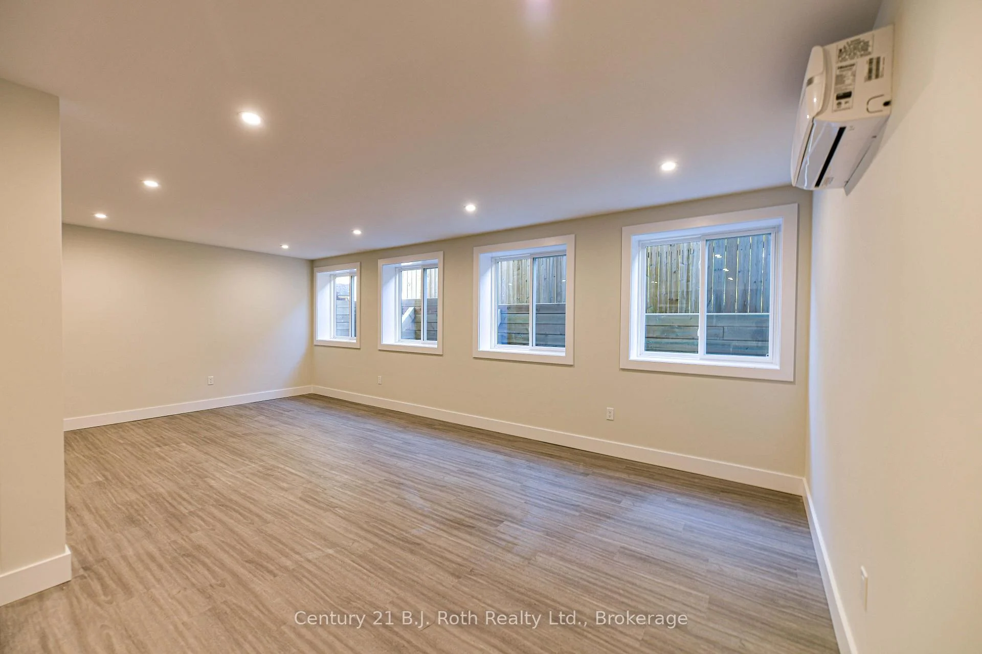 Photo 20 of Unit 3 (Lower), 165 Barrie Road, Orillia — HOMEH