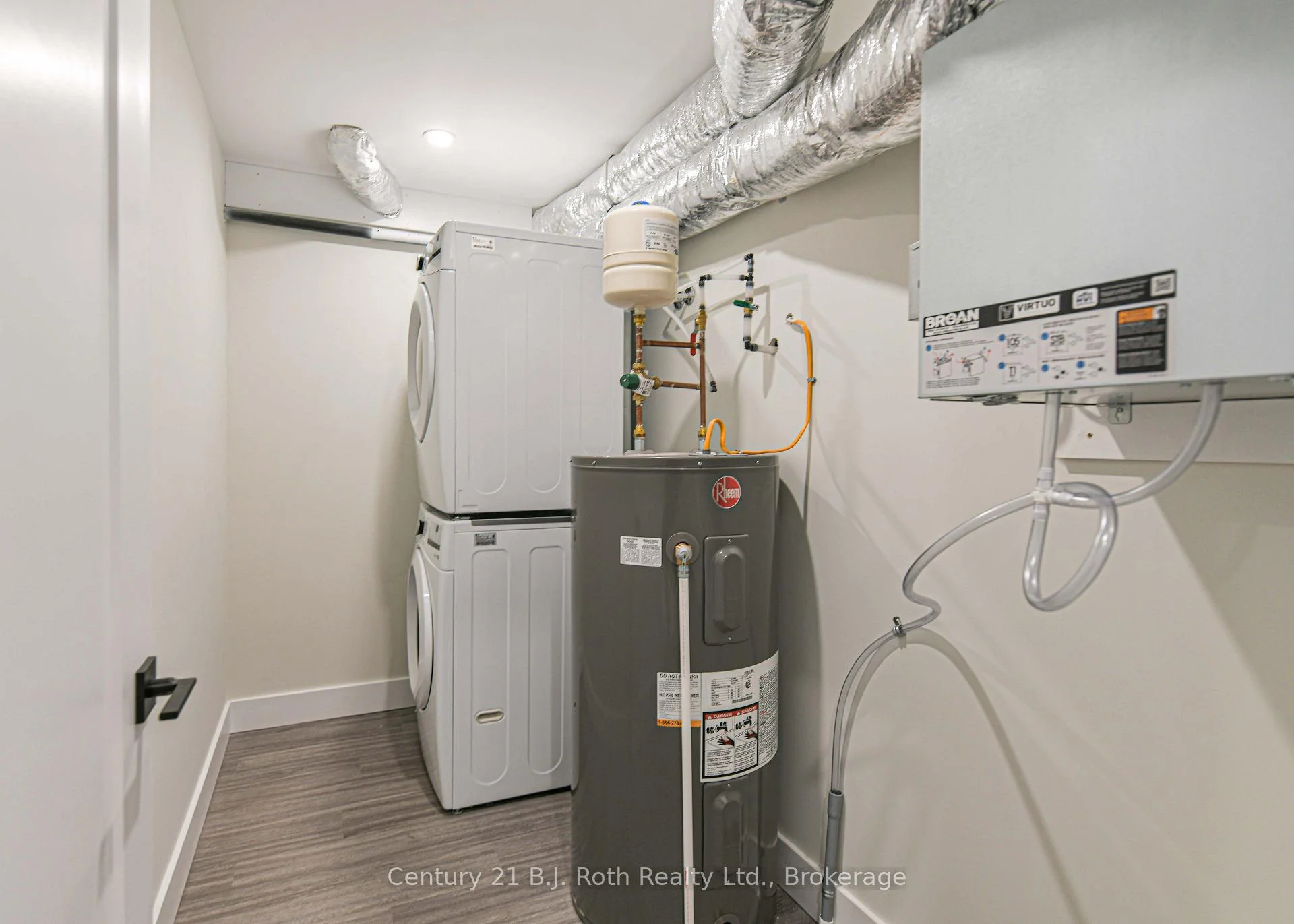 Photo 26 of Unit 3 (Lower), 165 Barrie Road, Orillia — HOMEH
