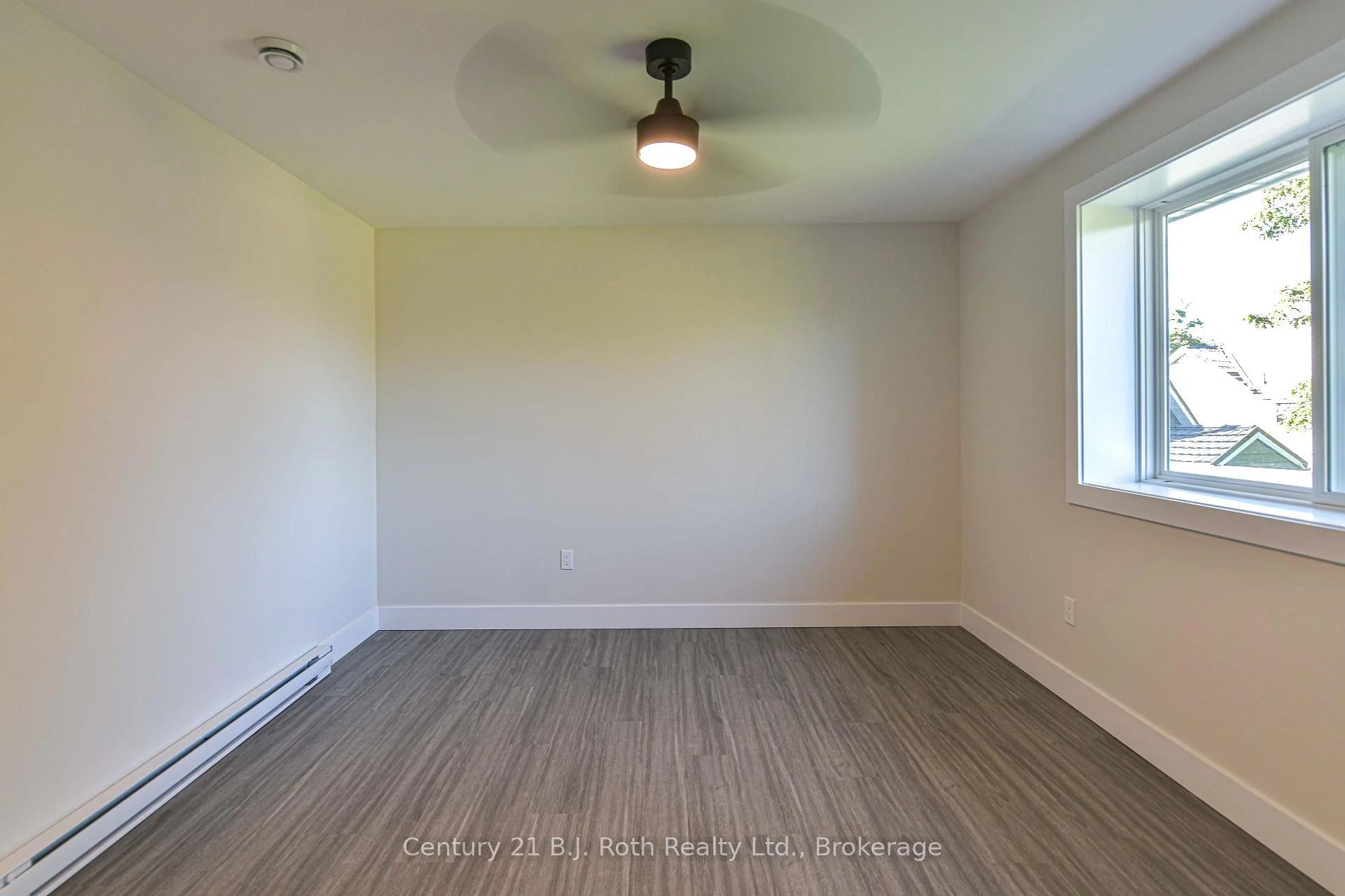 Photo 29 of Unit 2 (Upper), 165 Barrie Road, Orillia — HOMEH