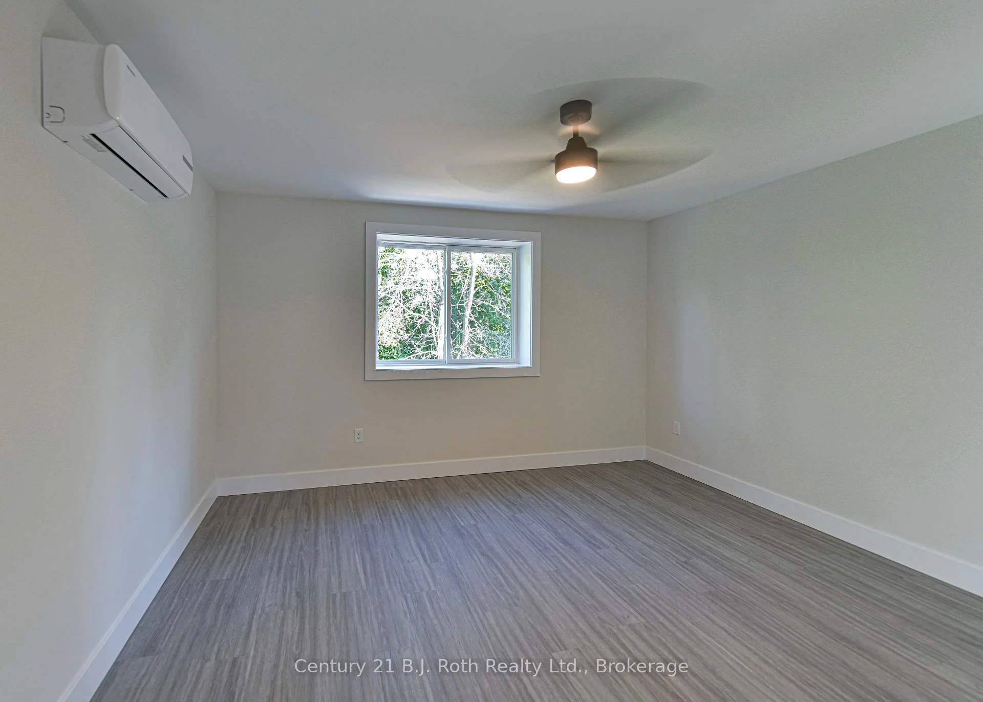 Photo 32 of Unit 2 (Upper), 165 Barrie Road, Orillia — HOMEH