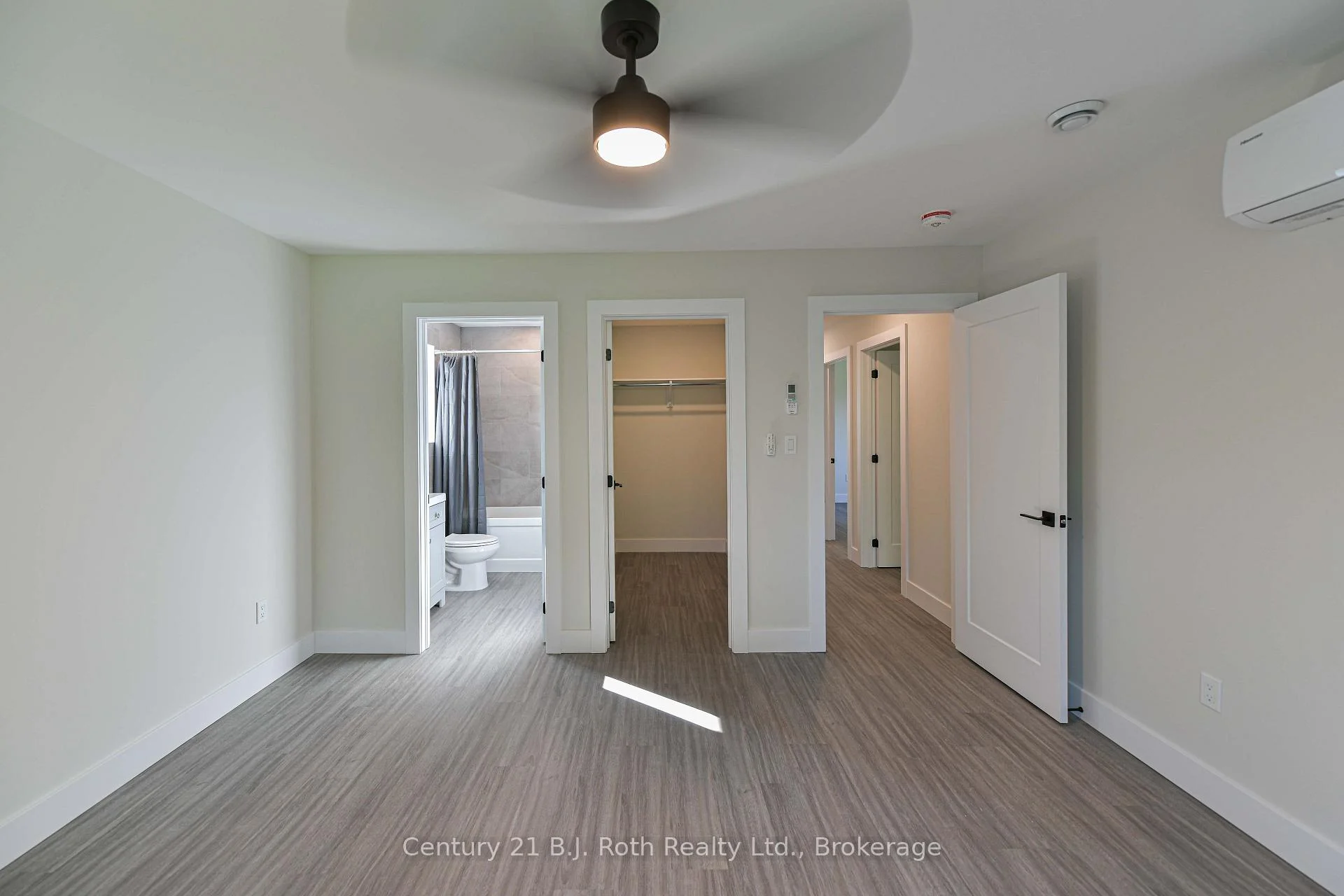 Photo 33 of Unit 2 (Upper), 165 Barrie Road, Orillia — HOMEH