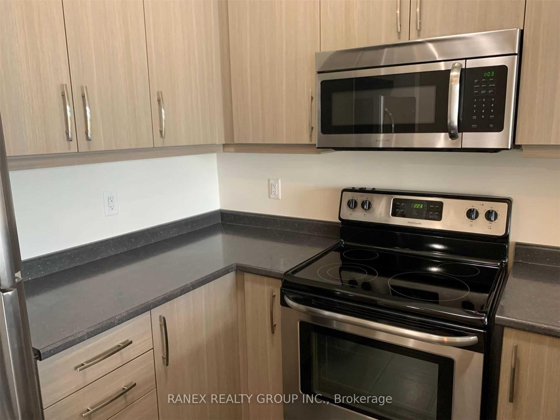 Photo 11 of Unit 424, 5317 Upper Middle Road, Burlington, Orchard — HOMEH