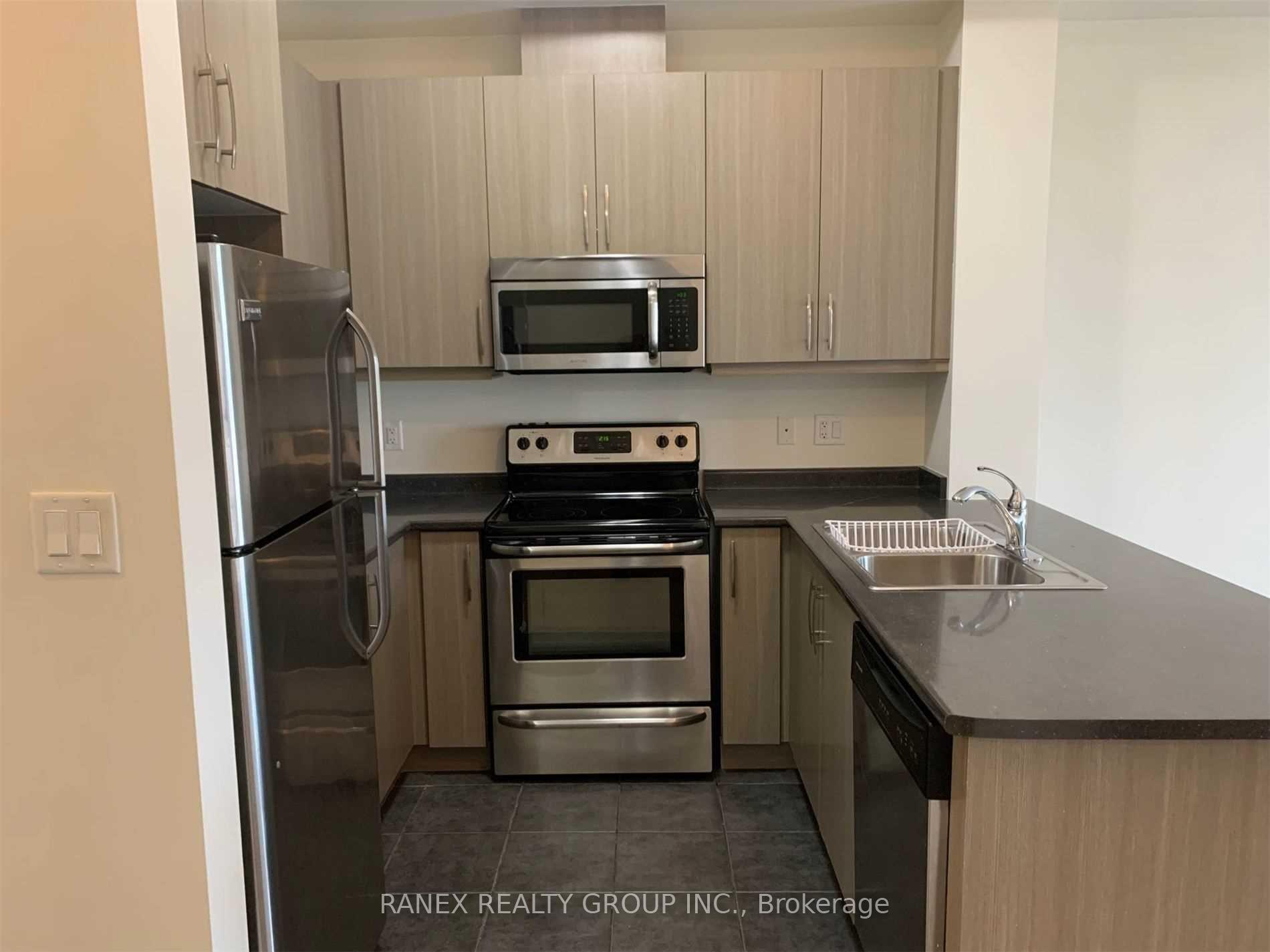 Photo 17 of Unit 424, 5317 Upper Middle Road, Burlington, Orchard — HOMEH