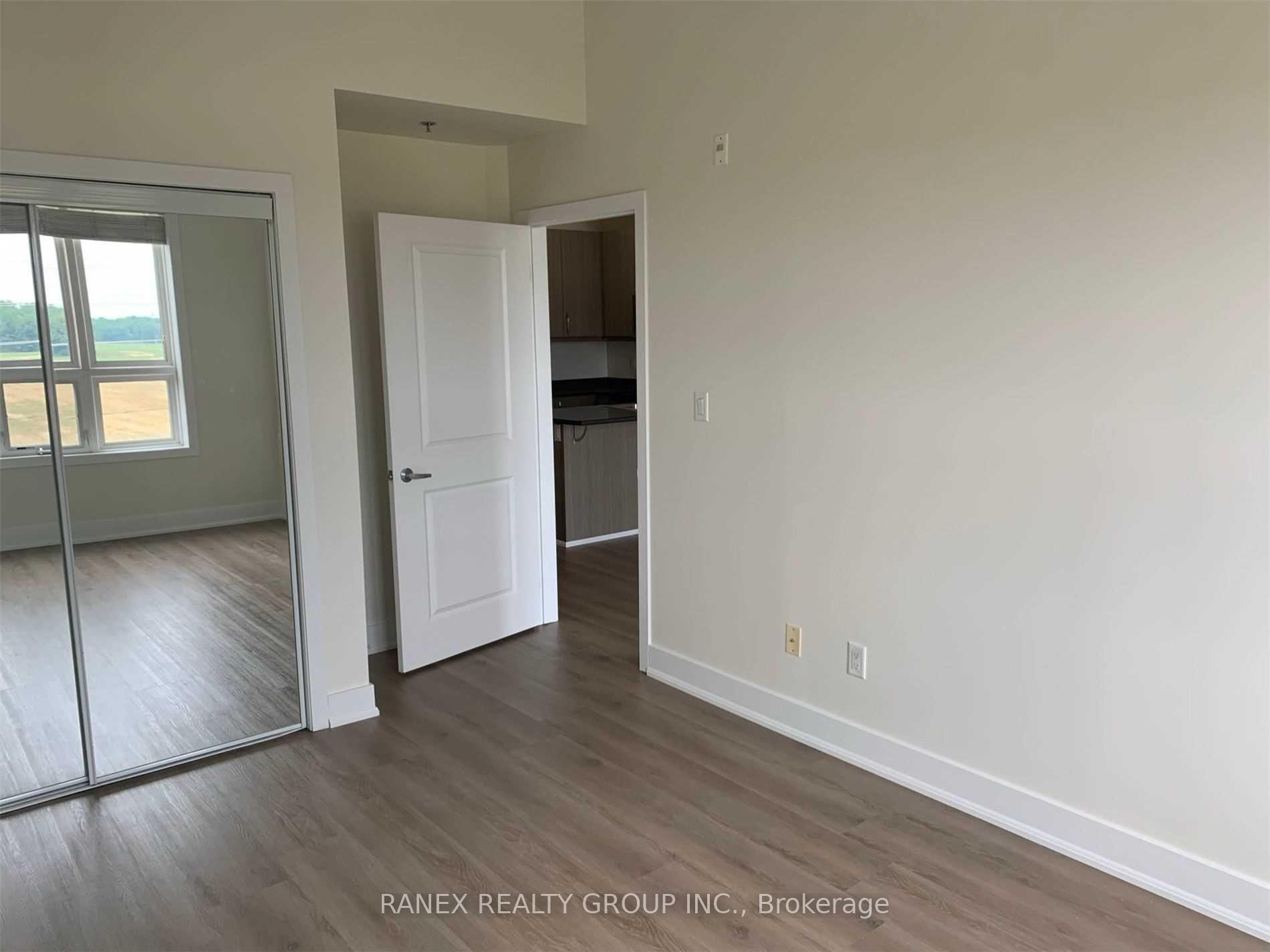 Photo 27 of Unit 424, 5317 Upper Middle Road, Burlington, Orchard — HOMEH