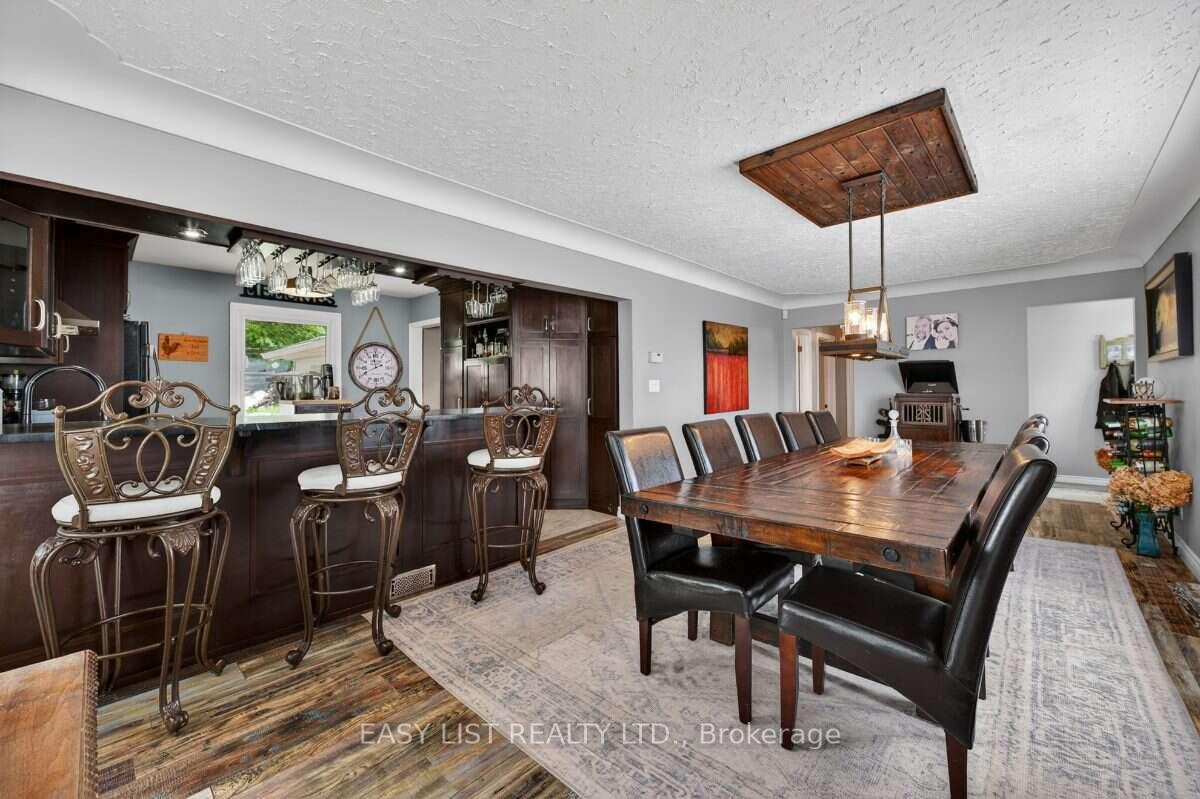 Photo 31 of 710 Seacliff Drive, Kingsville — HOMEH