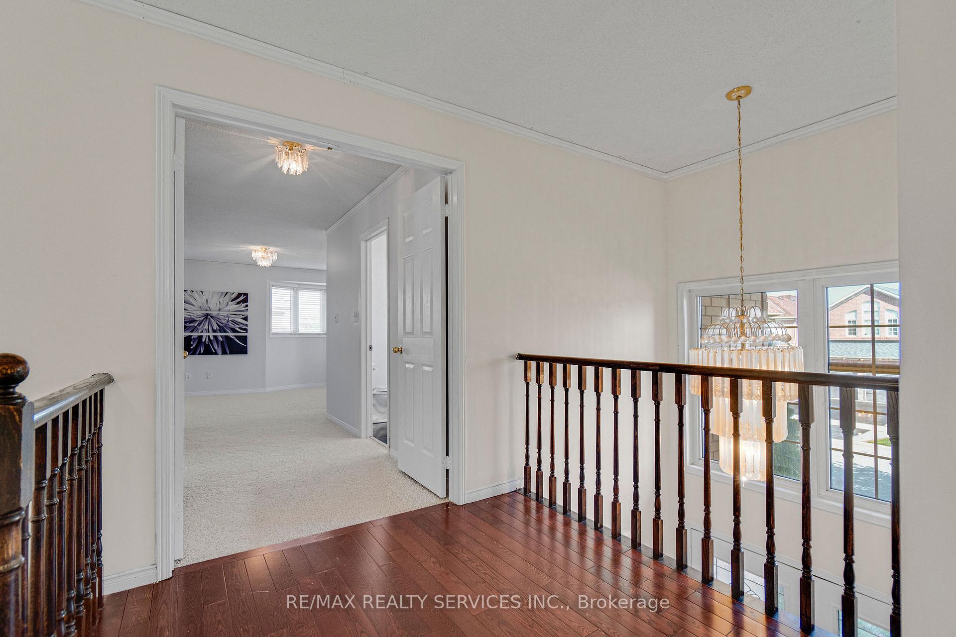 Photo 19 of 7419 Black Walnut Trail, Mississauga, Lisgar — HOMEH
