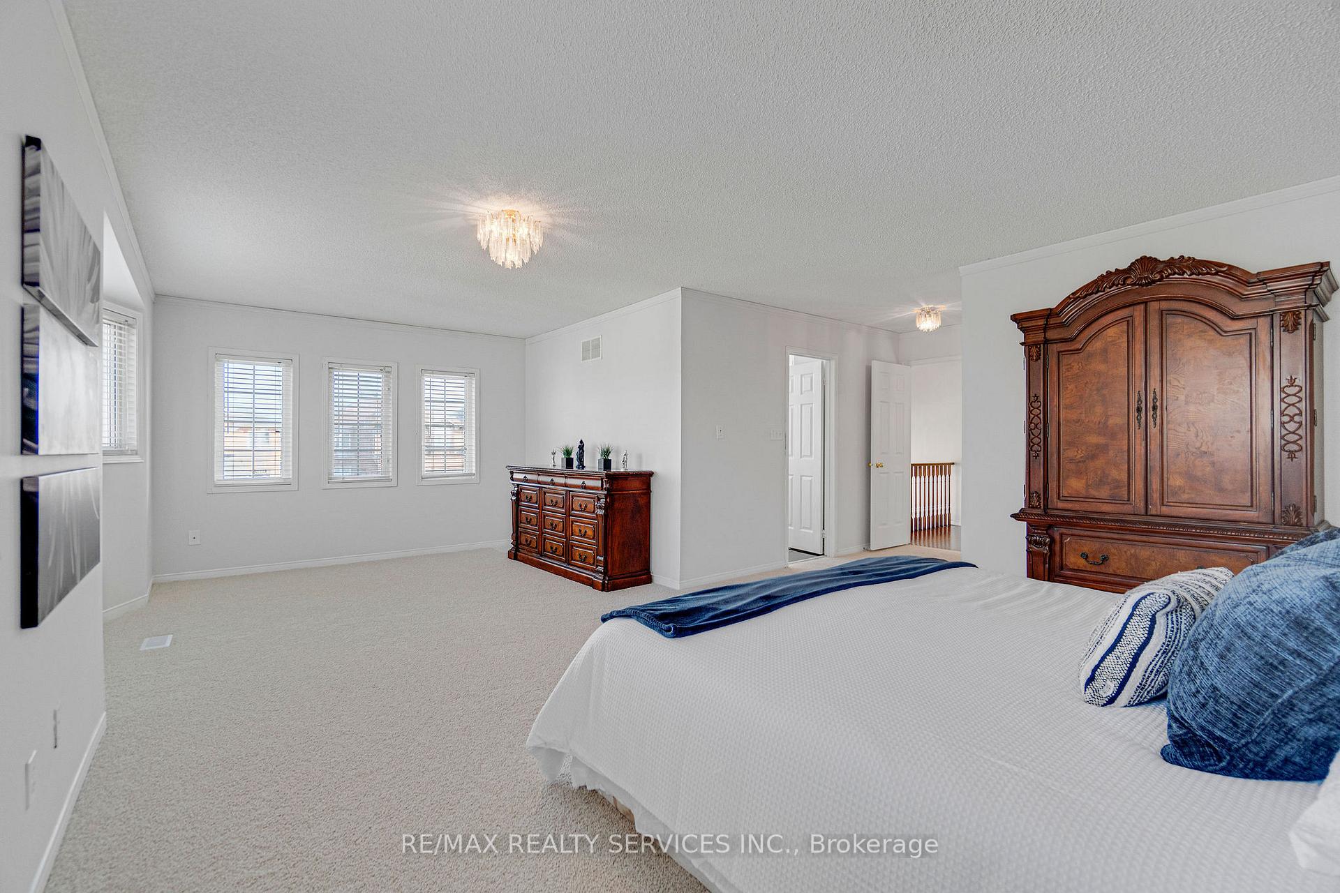 Photo 24 of 7419 Black Walnut Trail, Mississauga, Lisgar — HOMEH
