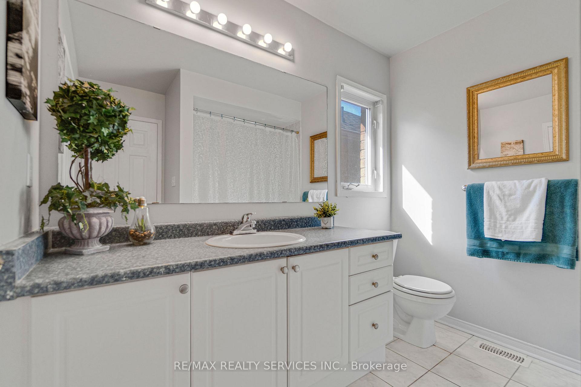 Photo 30 of 7419 Black Walnut Trail, Mississauga, Lisgar — HOMEH
