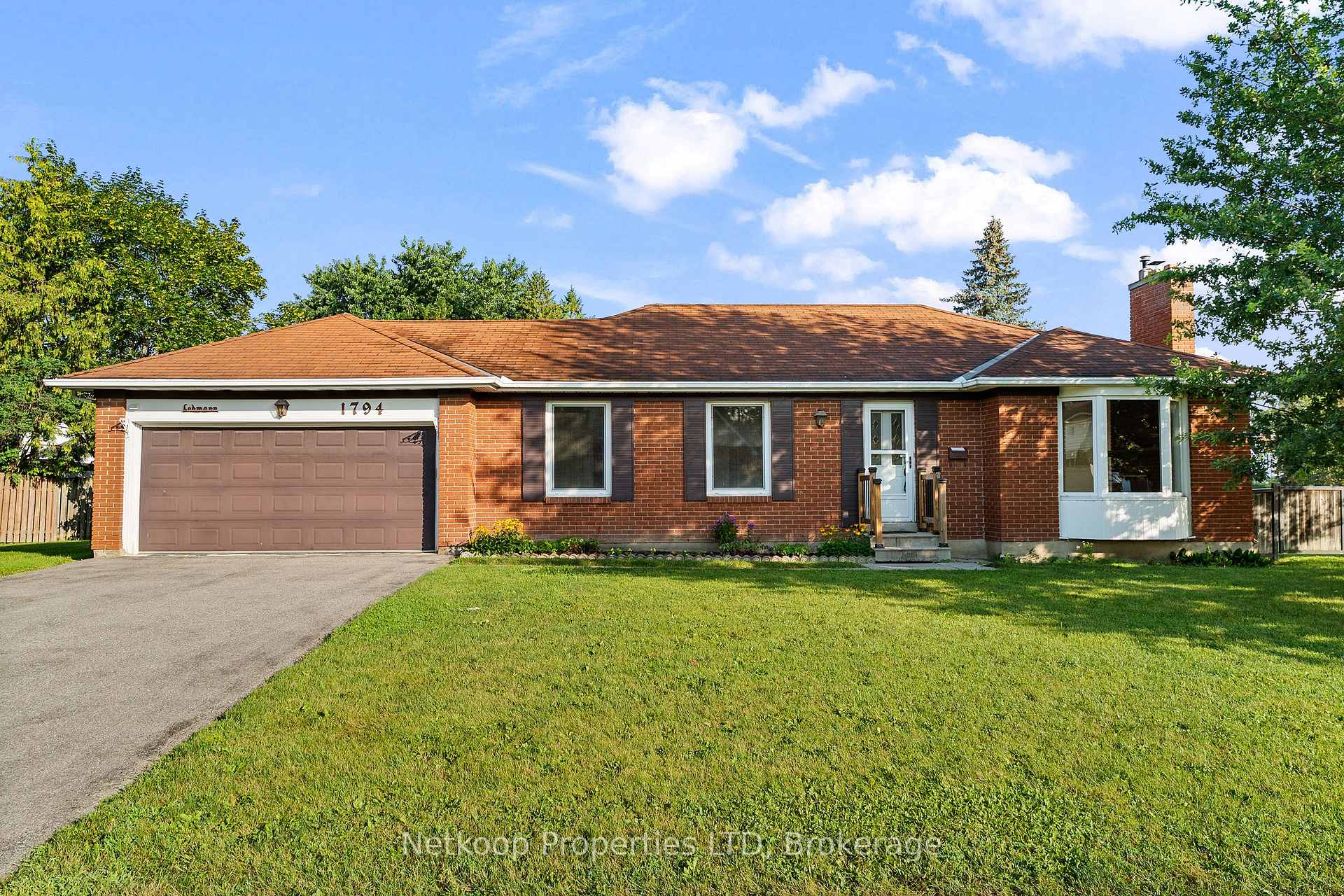 Photo 1 of 1794 Bonaventure Terrace, Ottawa, Convent Glen South — HOMEH