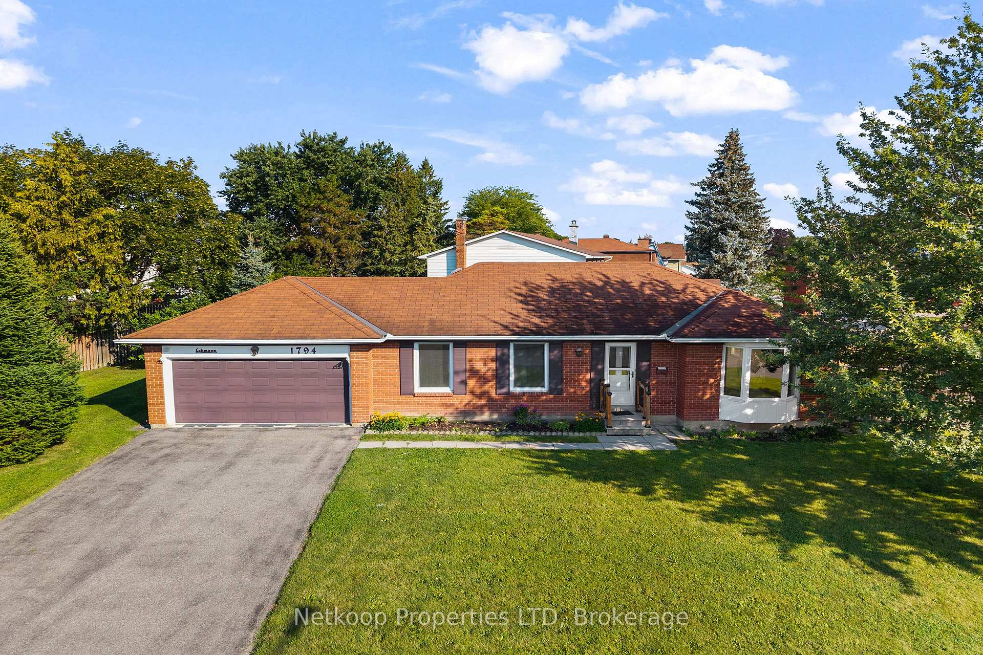 Photo 2 of 1794 Bonaventure Terrace, Ottawa, Convent Glen South — HOMEH