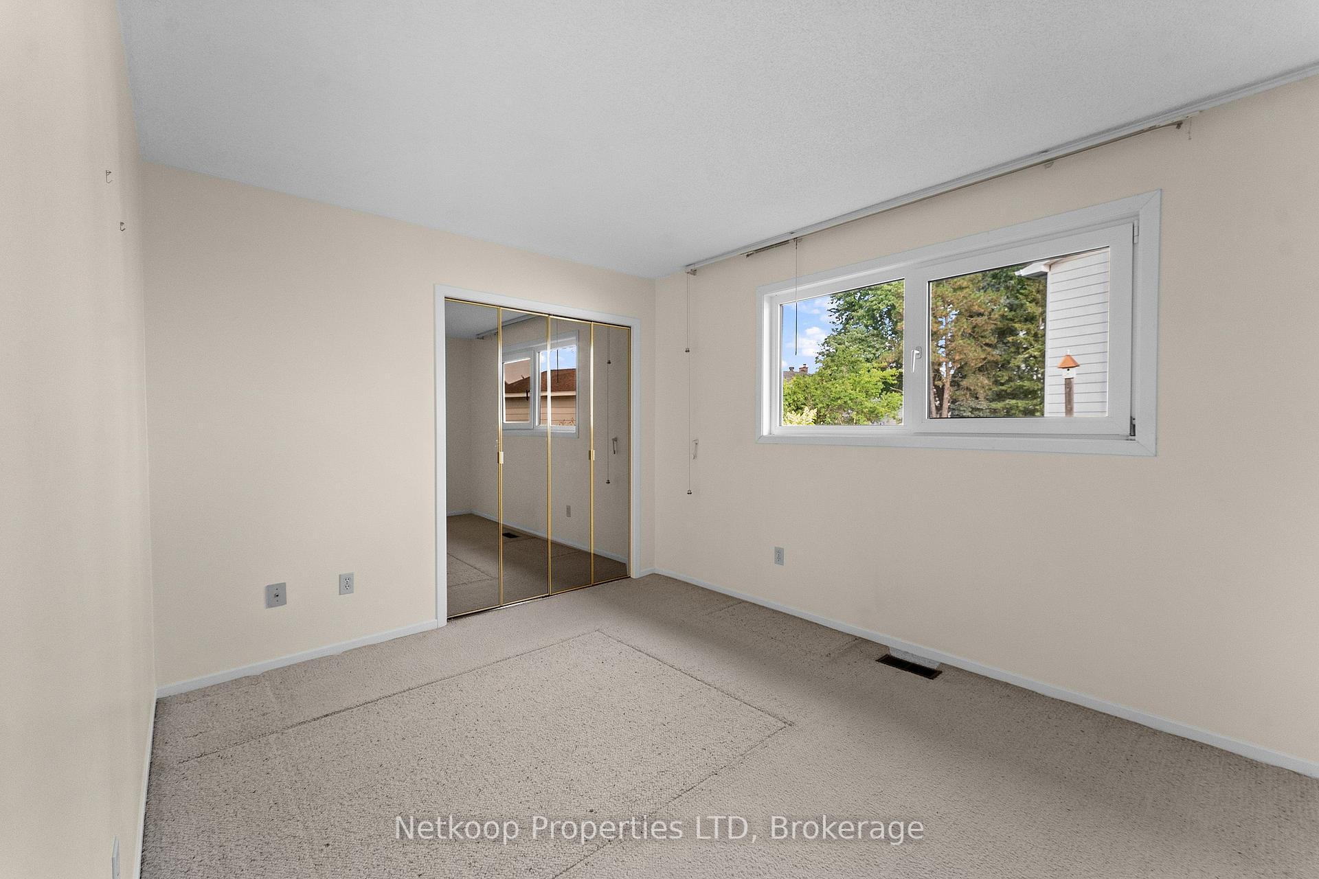 Photo 24 of 1794 Bonaventure Terrace, Ottawa, Convent Glen South — HOMEH