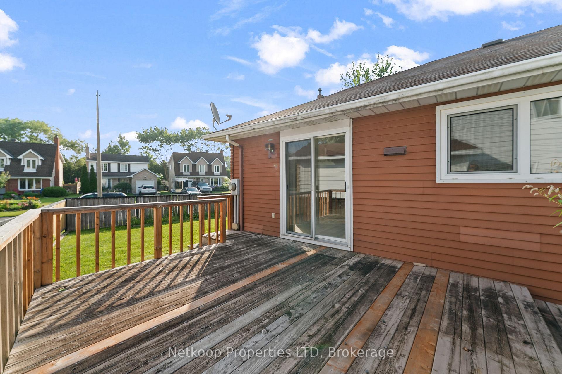 Photo 34 of 1794 Bonaventure Terrace, Ottawa, Convent Glen South — HOMEH