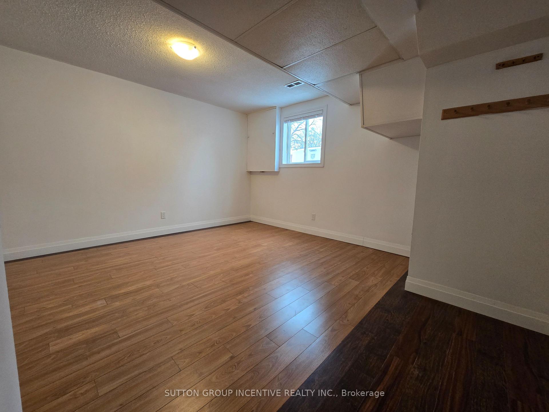 Photo 6 of Unit Lower, 211 Cliff Road, Barrie, South Shore — HOMEH