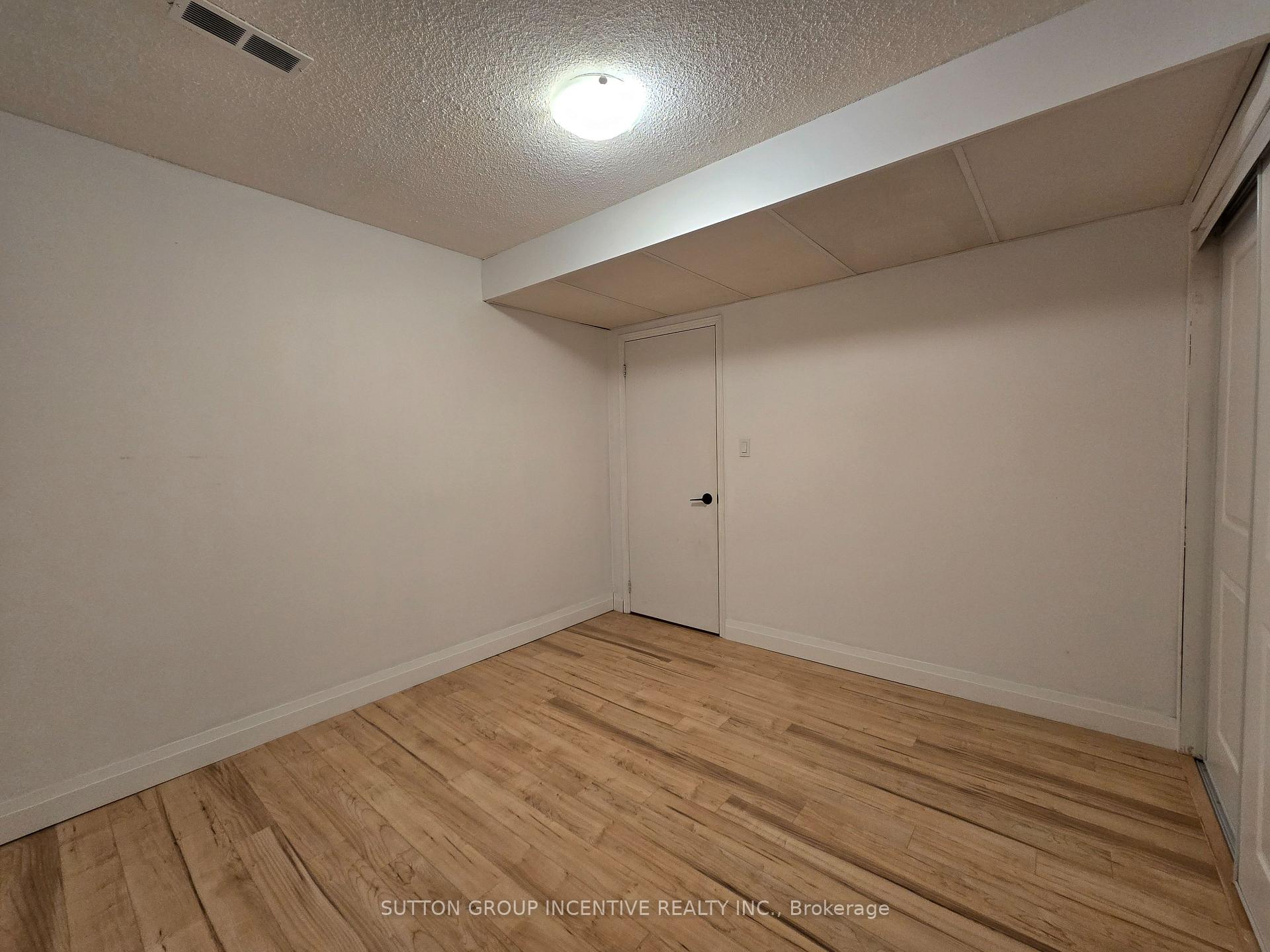 Photo 19 of Unit Lower, 211 Cliff Road, Barrie, South Shore — HOMEH