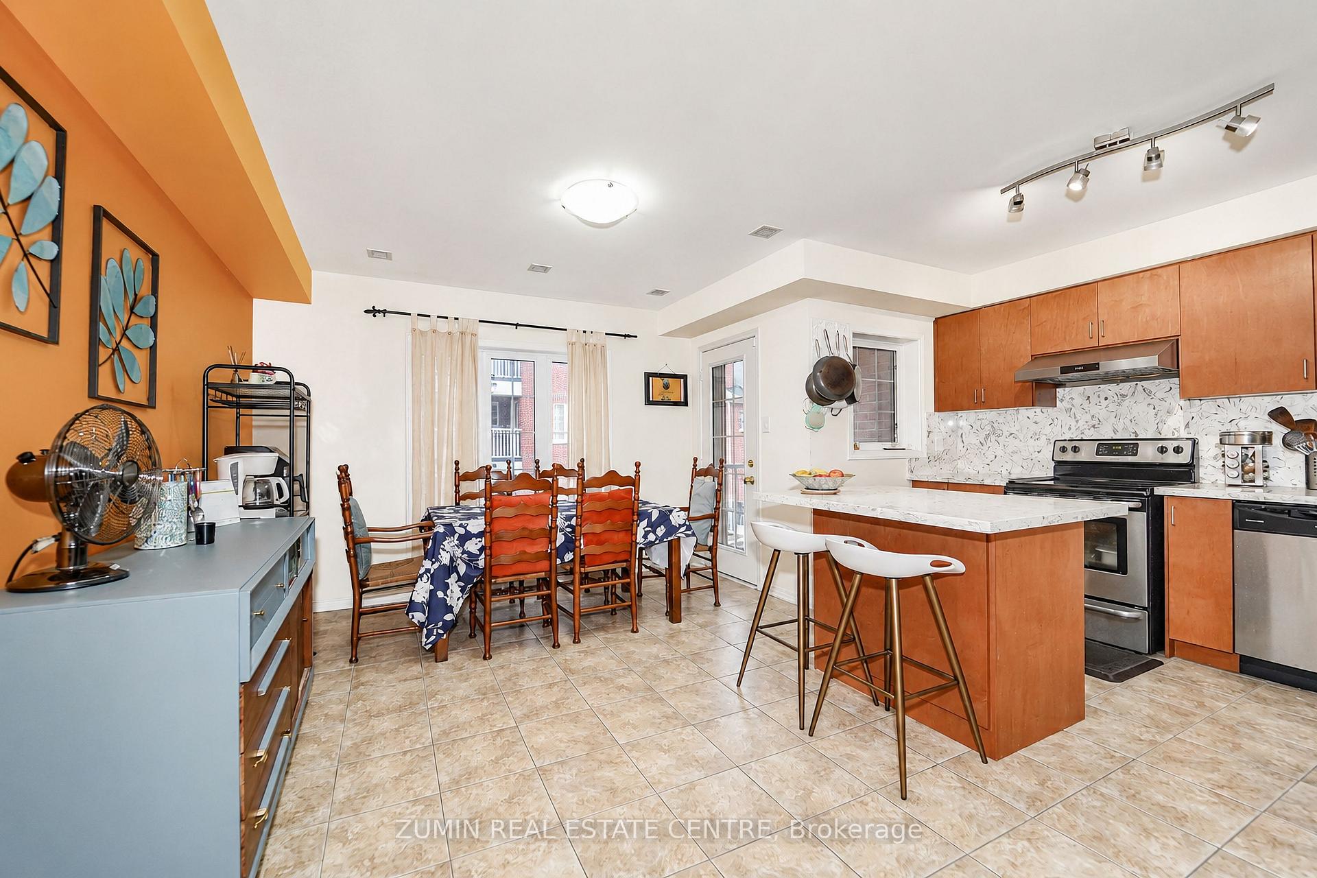 Photo 4 of 69 Eastern Skies Way, Markham, Wismer — HOMEH