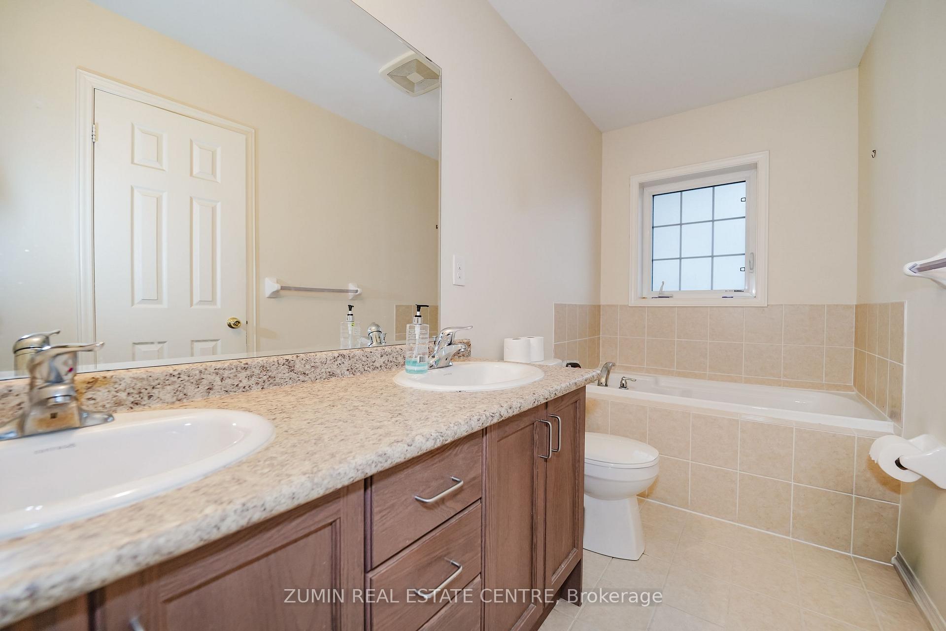 Photo 14 of 69 Eastern Skies Way, Markham, Wismer — HOMEH