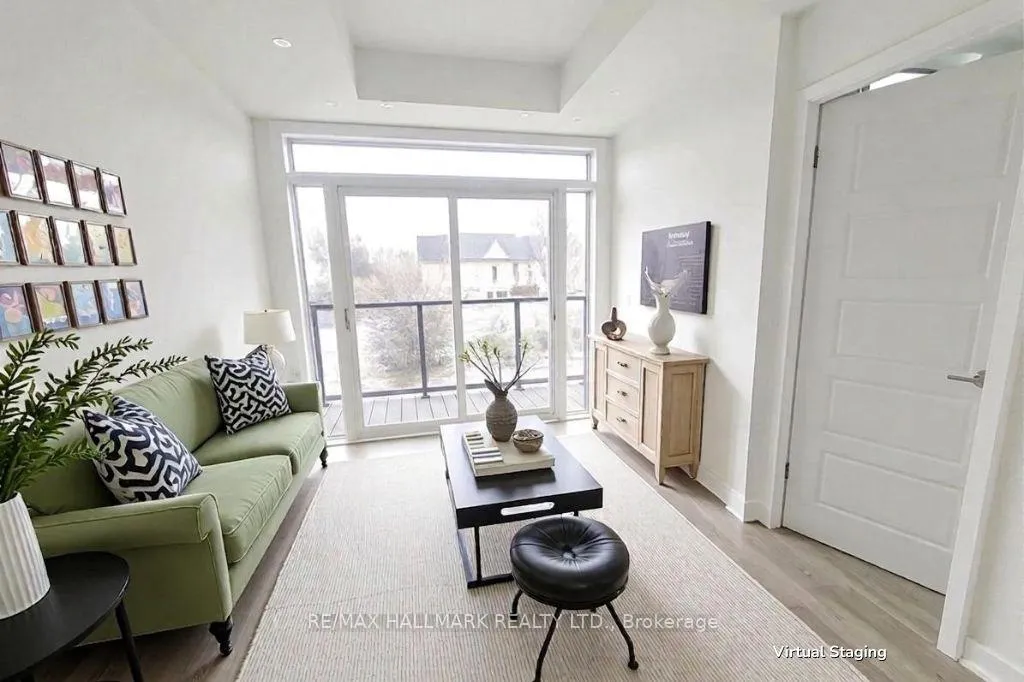 Photo 3 of Unit 8, 262 Finch Avenue E, North York, Newtonbrook East — HOMEH