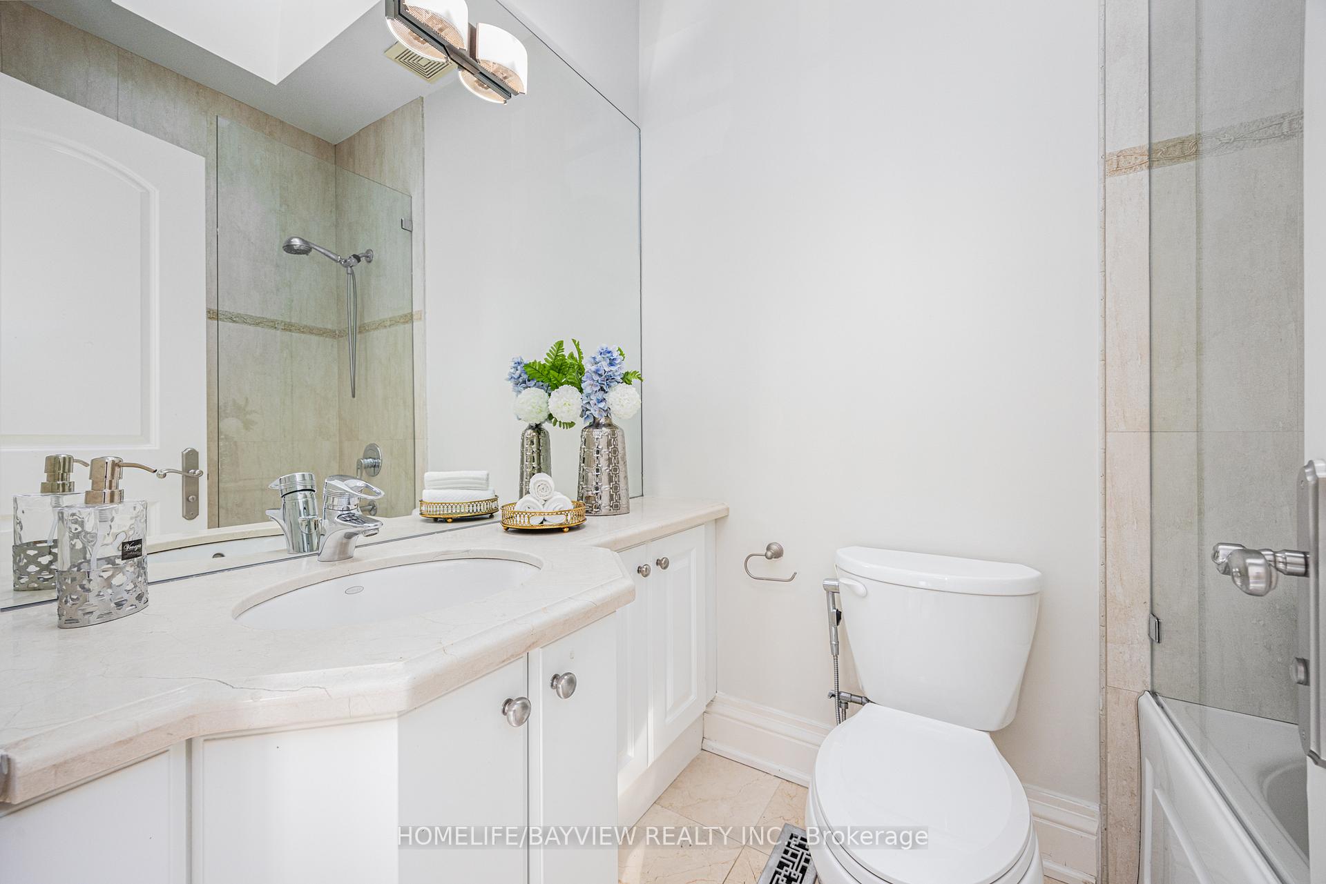 Photo 23 of 208 Holmes Avenue, North York, Willowdale East — HOMEH
