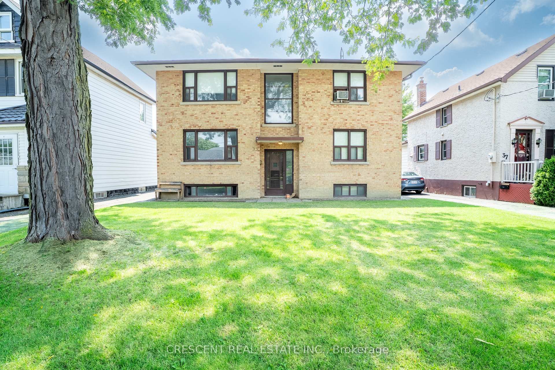 Photo 1 of Unit UPPER, 35 Laburnham Avenue, Etobicoke, Long Branch — HOMEH