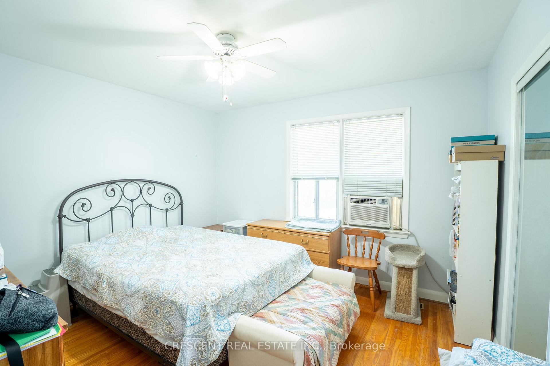 Photo 8 of Unit UPPER, 35 Laburnham Avenue, Etobicoke, Long Branch — HOMEH