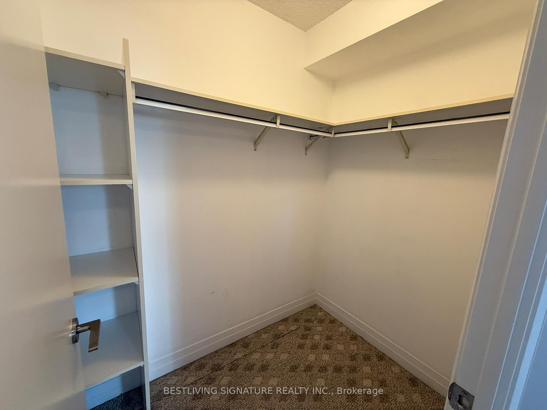 Photo 11 of Unit 1606, 21 Carlton Street, Toronto, Church-Yonge Corridor — HOMEH