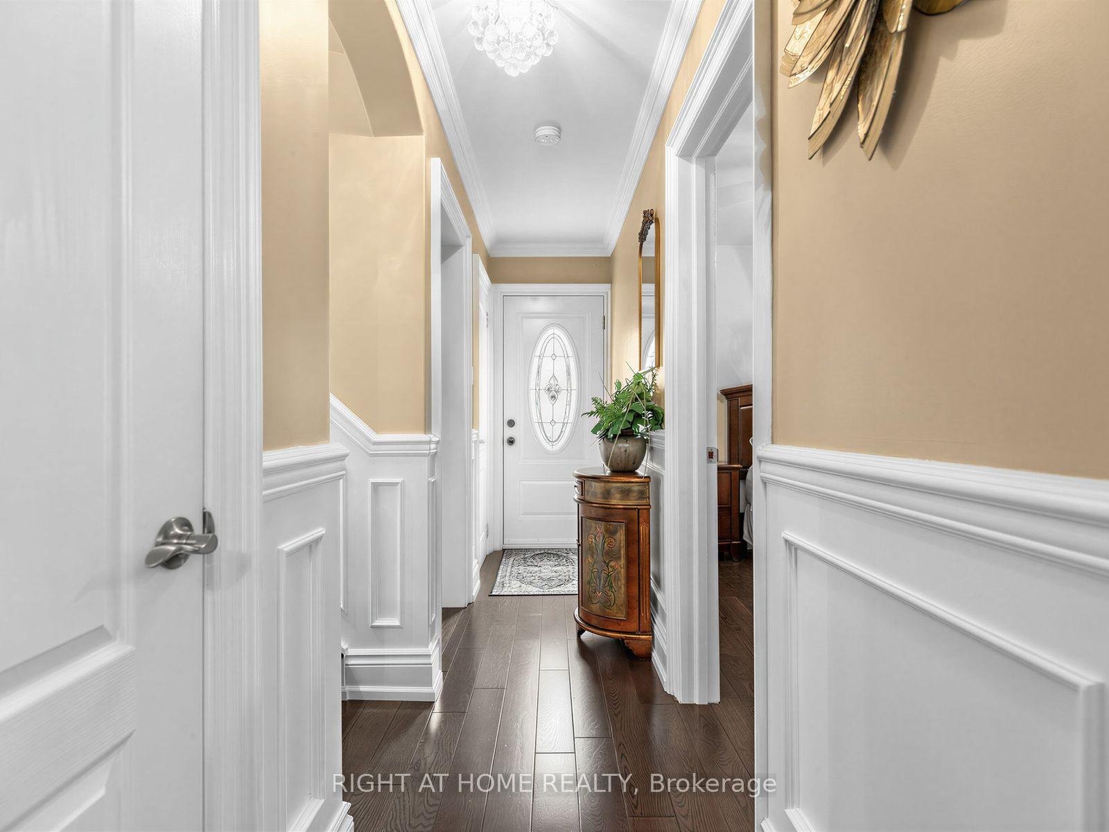 Photo 23 of 2 Grenadine Court, North York, Humber Summit — HOMEH
