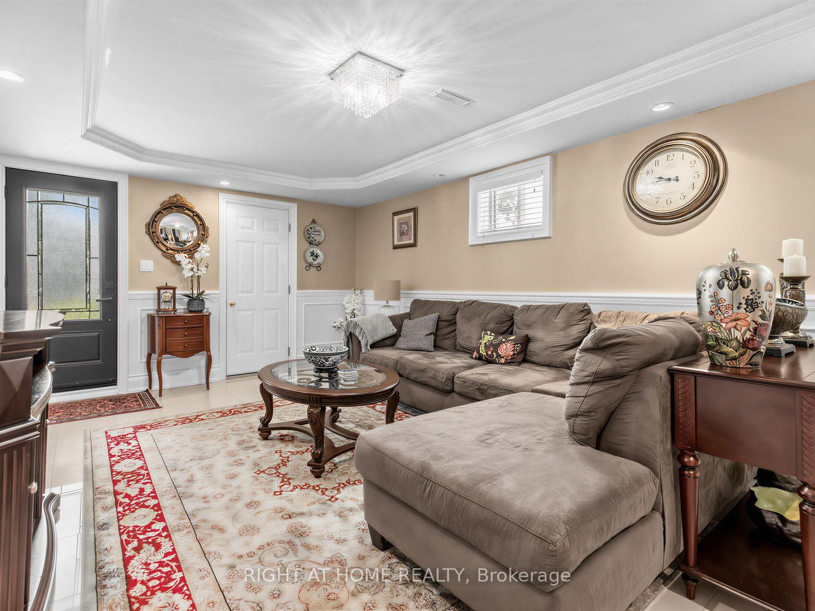 Photo 26 of 2 Grenadine Court, North York, Humber Summit — HOMEH
