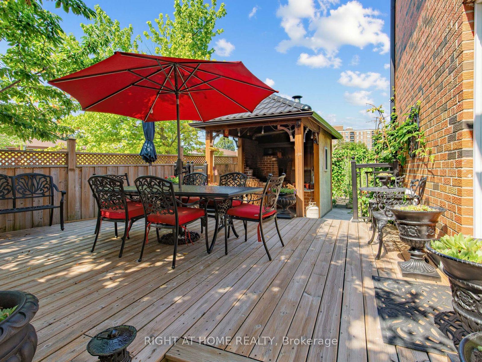 Photo 32 of 2 Grenadine Court, North York, Humber Summit — HOMEH