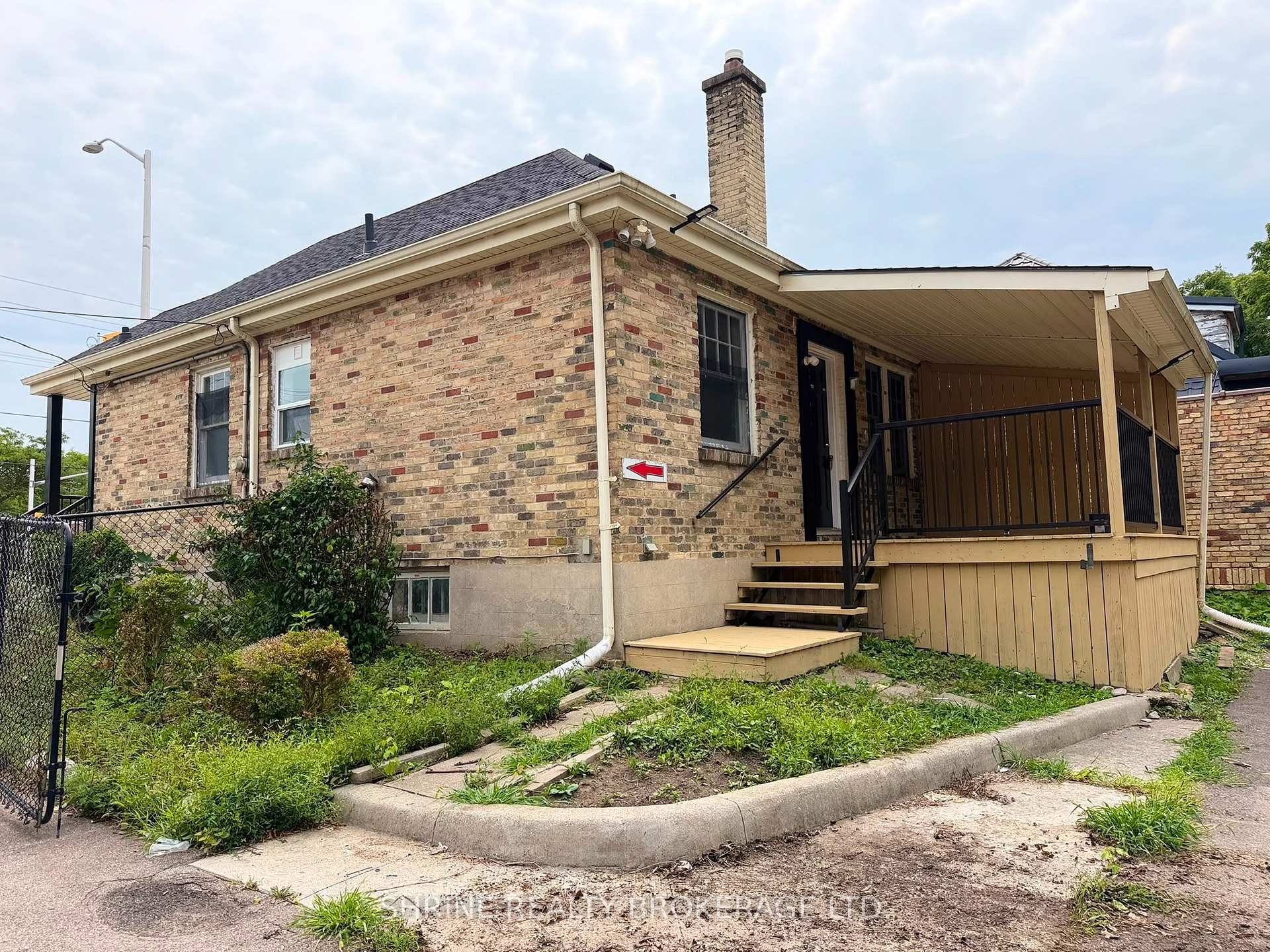 Photo 3 of 367 Springbank Drive, London, South D — HOMEH