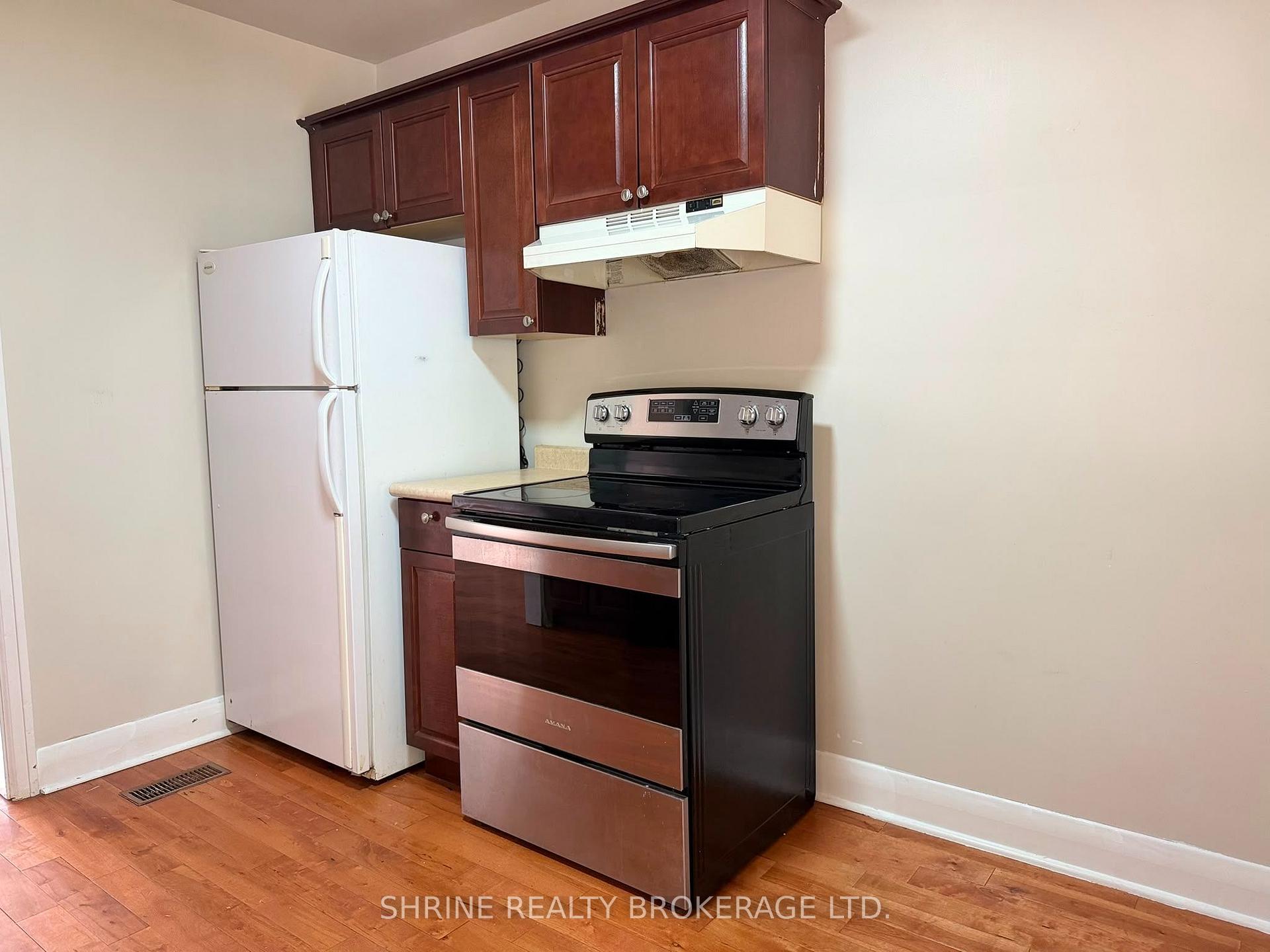 Photo 7 of 367 Springbank Drive, London, South D — HOMEH