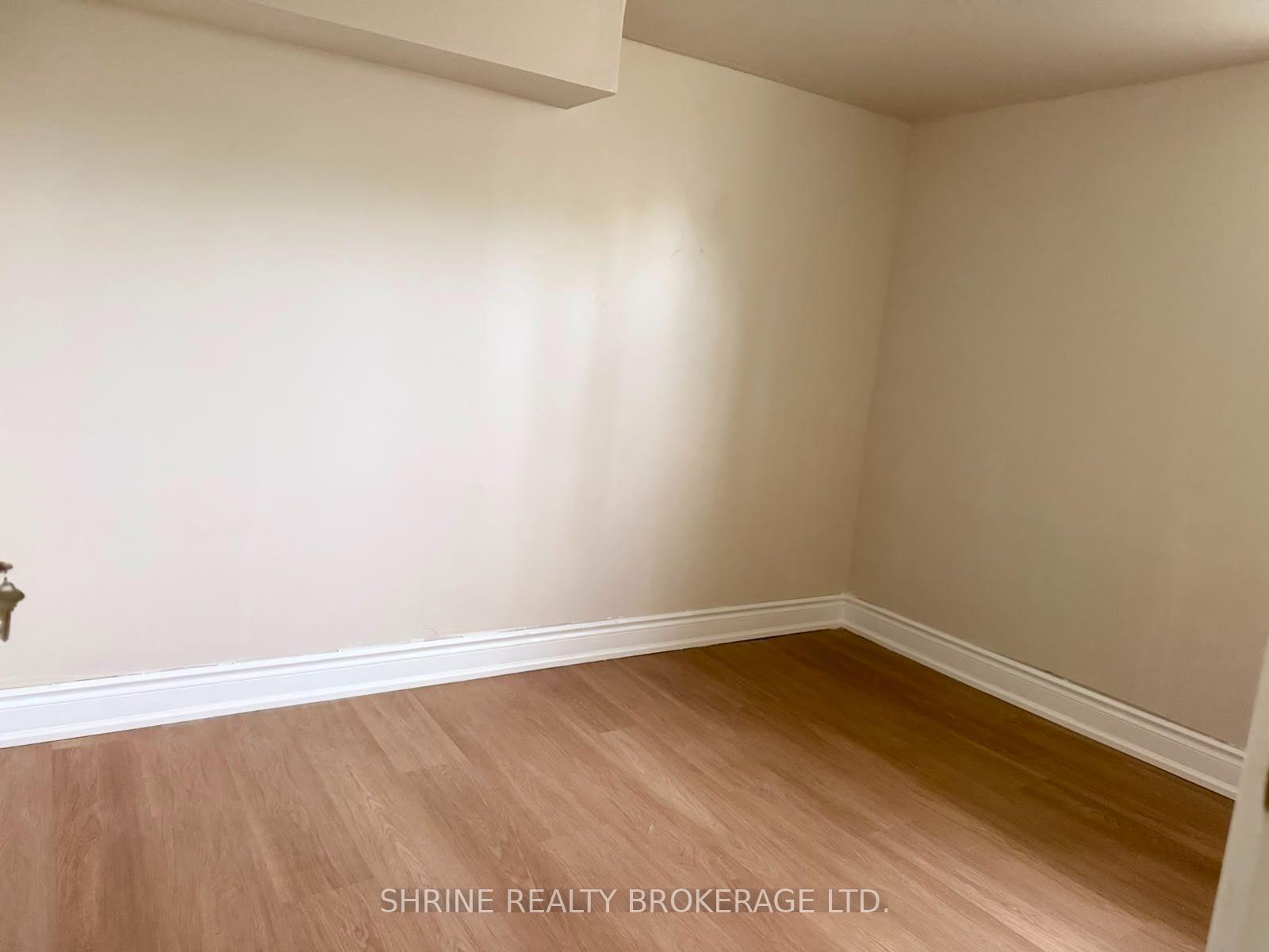 Photo 10 of 367 Springbank Drive, London, South D — HOMEH