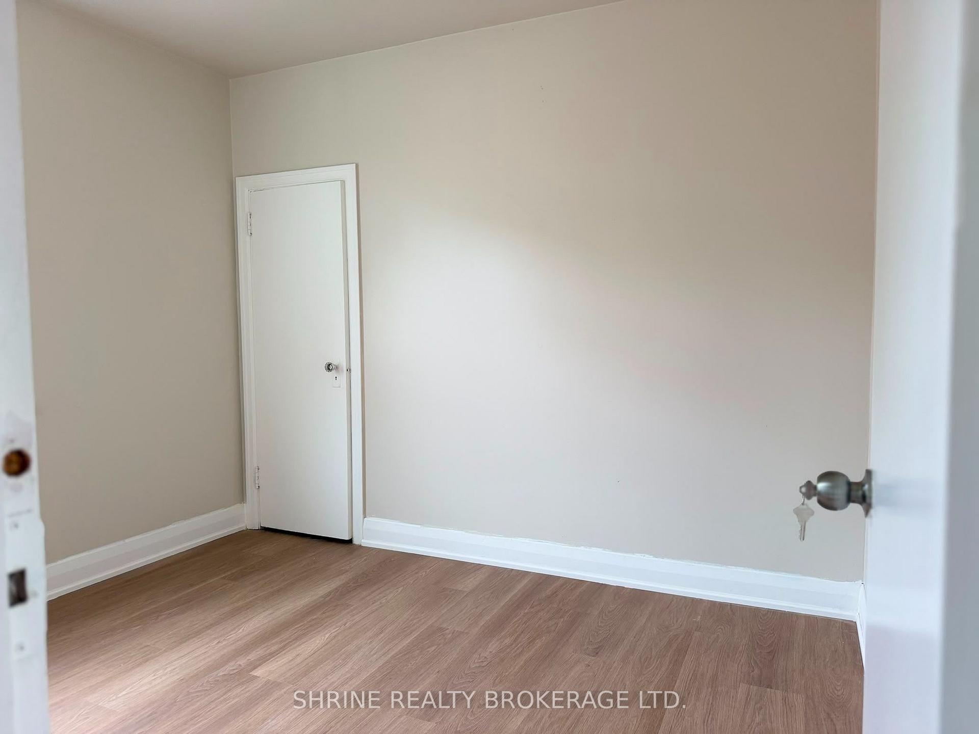 Photo 22 of 367 Springbank Drive, London, South D — HOMEH