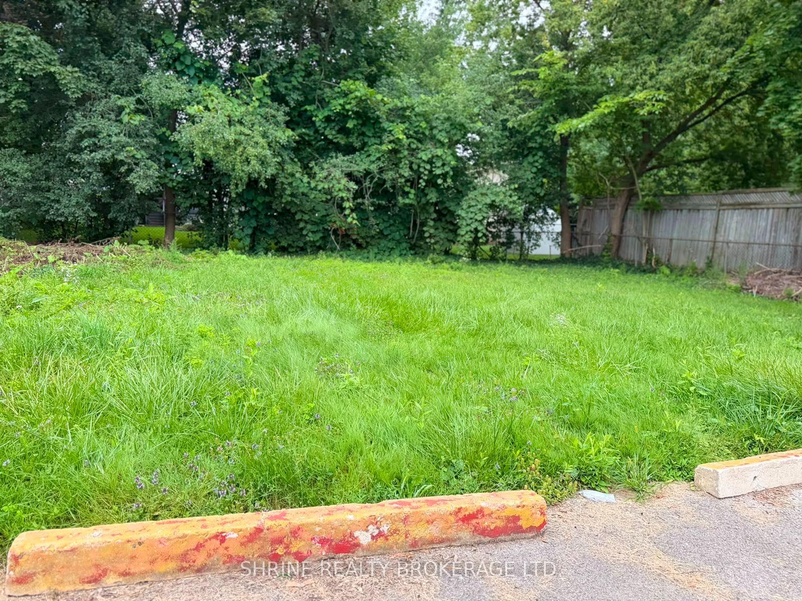 Photo 24 of 367 Springbank Drive, London, South D — HOMEH