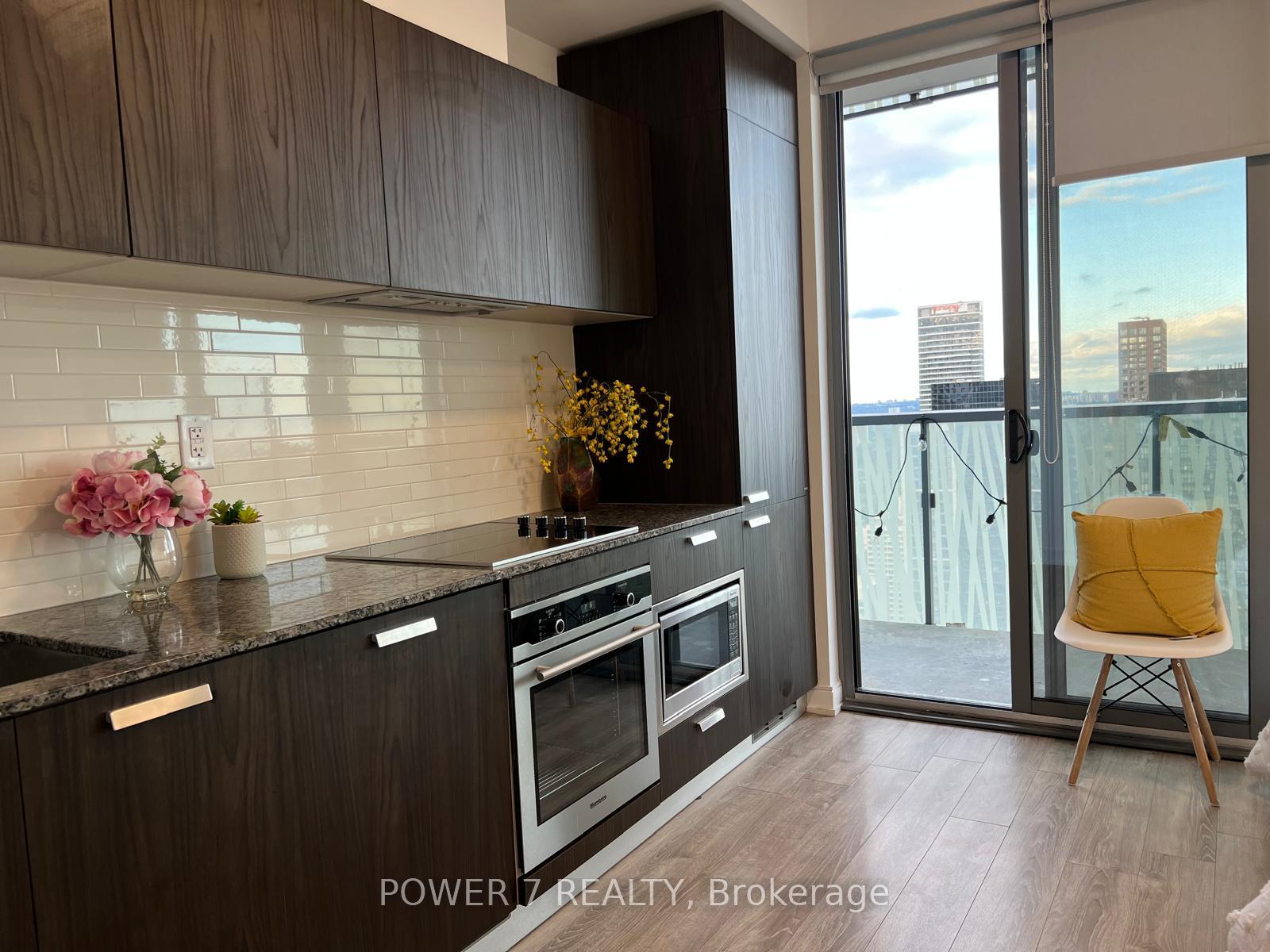 Photo 5 of Unit 4402, 50 Charles Street E, Toronto, Church-Yonge Corridor — HOMEH