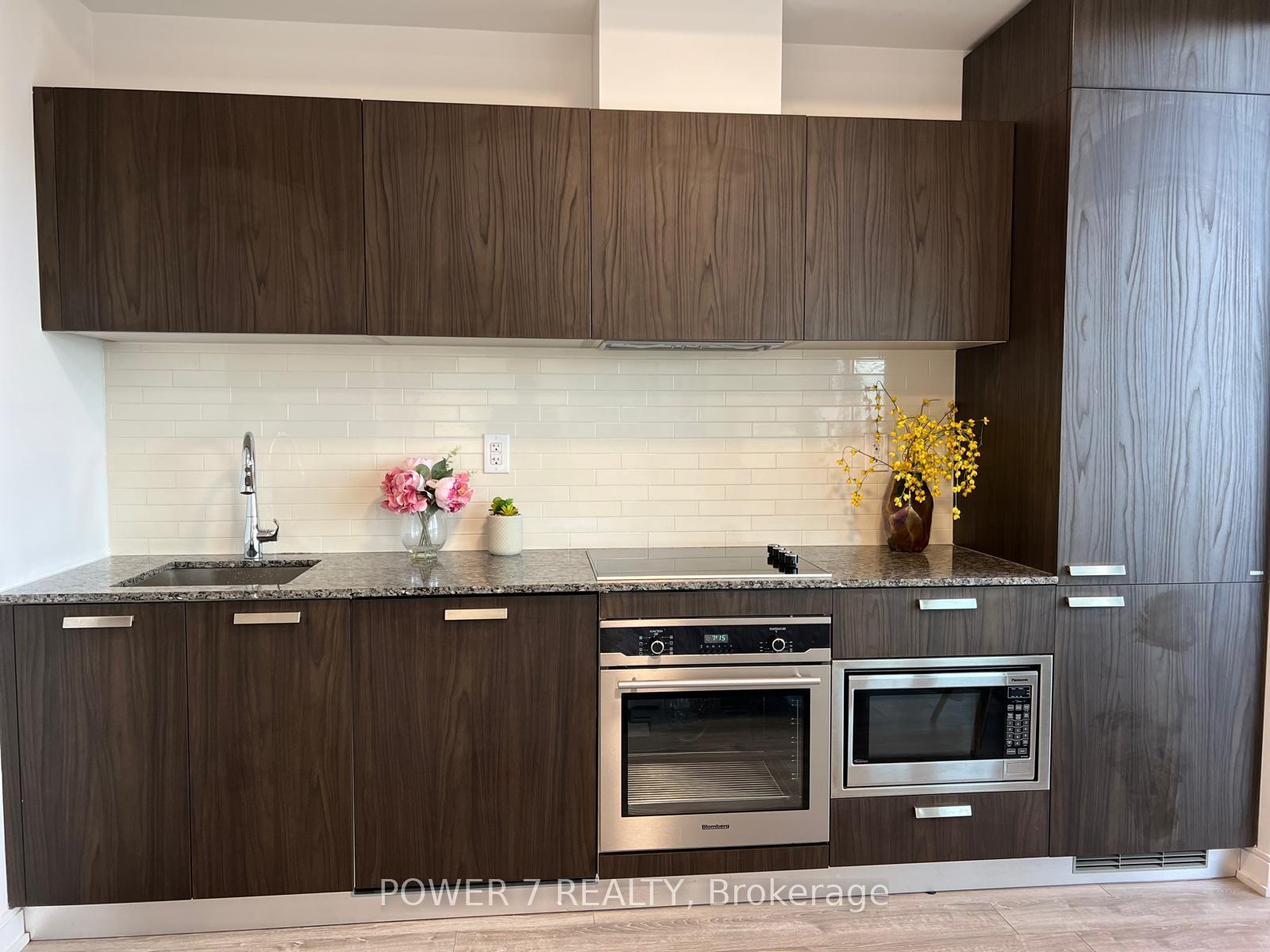 Photo 6 of Unit 4402, 50 Charles Street E, Toronto, Church-Yonge Corridor — HOMEH