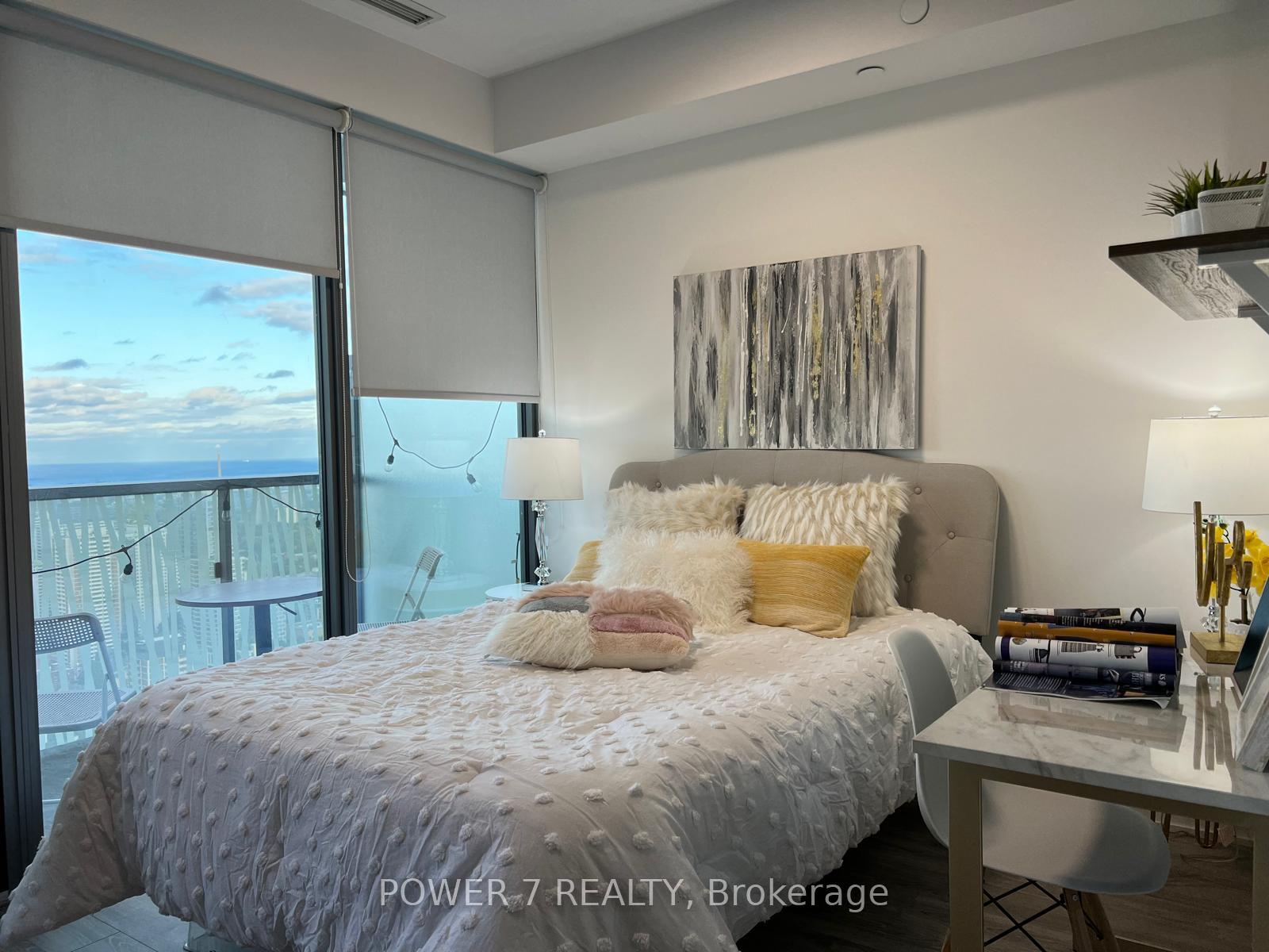 Photo 8 of Unit 4402, 50 Charles Street E, Toronto, Church-Yonge Corridor — HOMEH