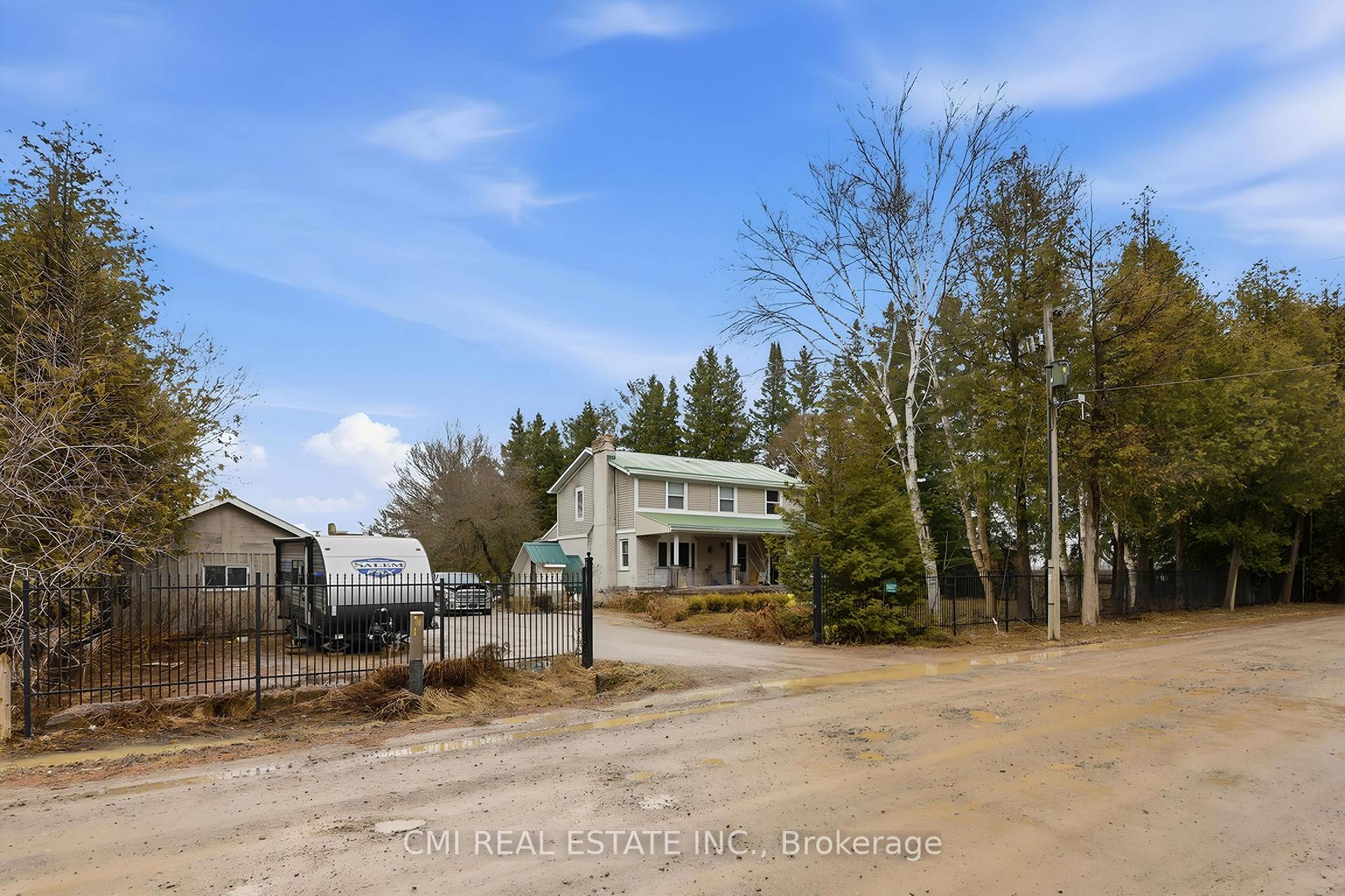 Photo 3 of 5607 Tenth Line, Erin, Rural Erin — HOMEH