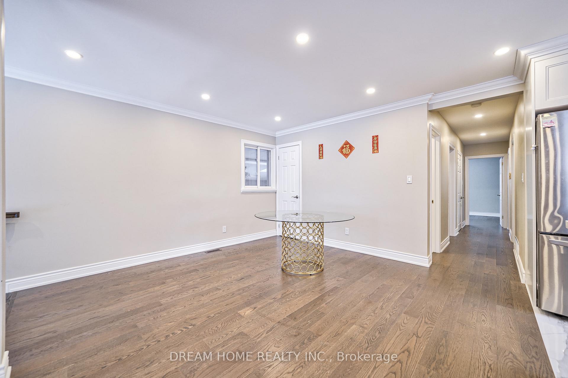 Photo 5 of Unit Main, 451 Kenneth Avenue, North York, Willowdale East — HOMEH