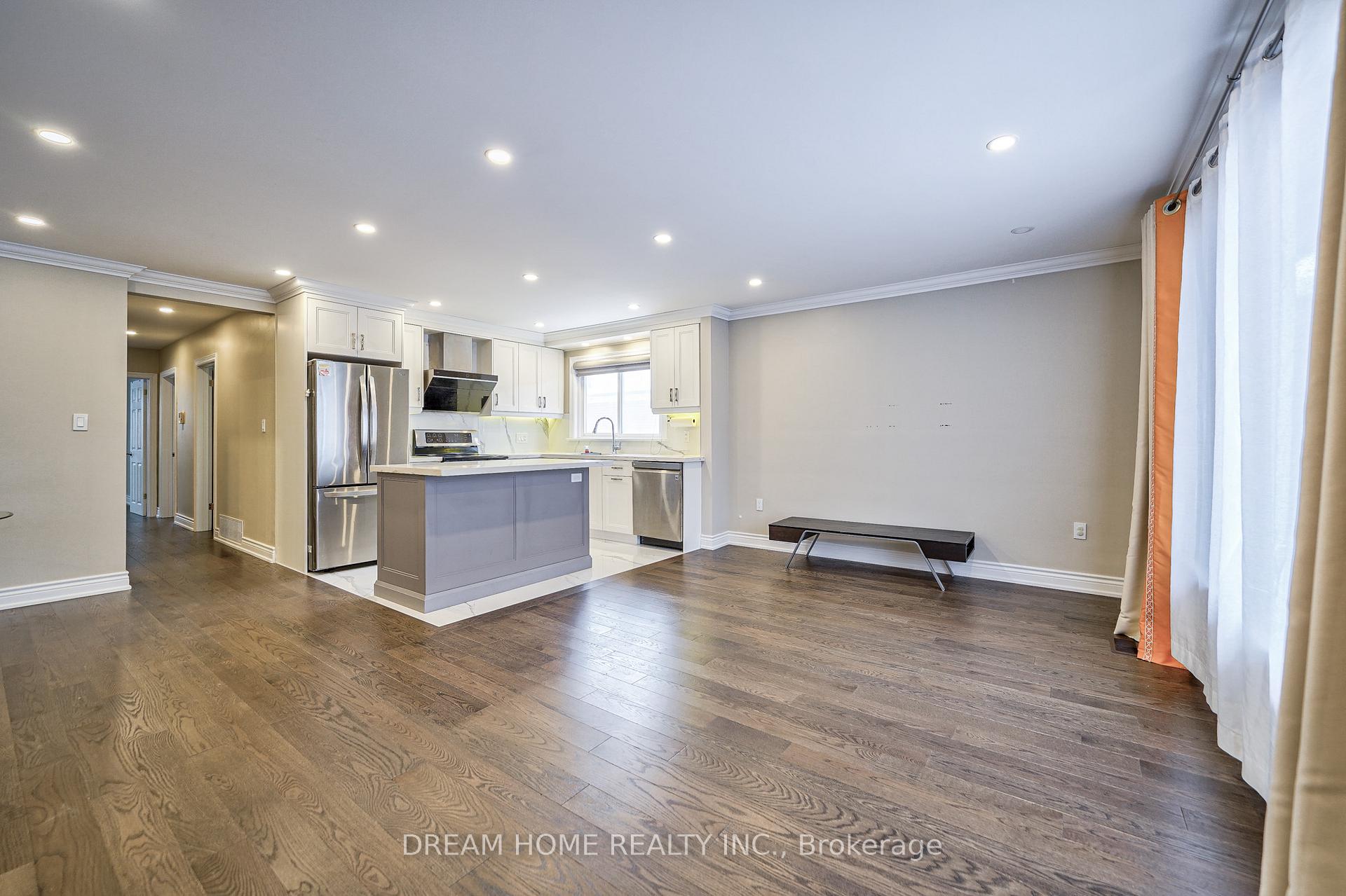Photo 8 of Unit Main, 451 Kenneth Avenue, North York, Willowdale East — HOMEH