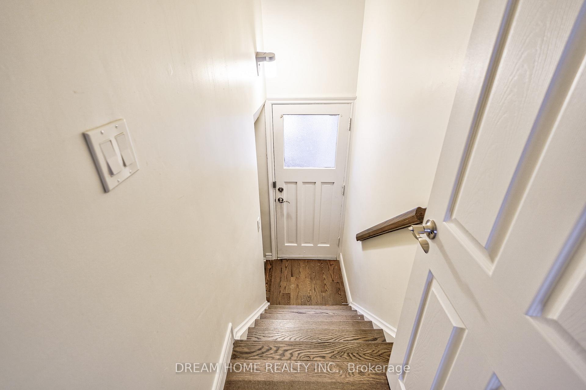 Photo 23 of Unit Main, 451 Kenneth Avenue, North York, Willowdale East — HOMEH