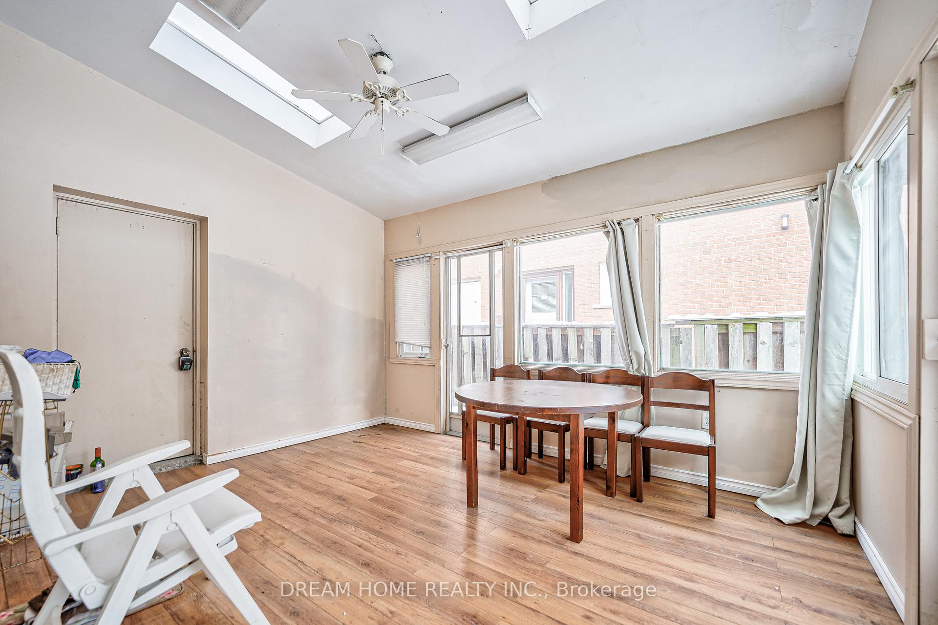 Photo 24 of Unit Main, 451 Kenneth Avenue, North York, Willowdale East — HOMEH