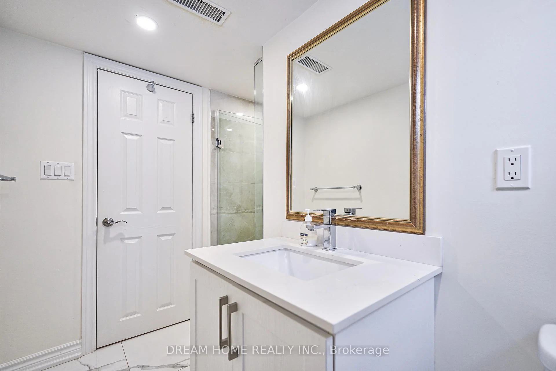 Photo 29 of Unit Main, 451 Kenneth Avenue, North York, Willowdale East — HOMEH