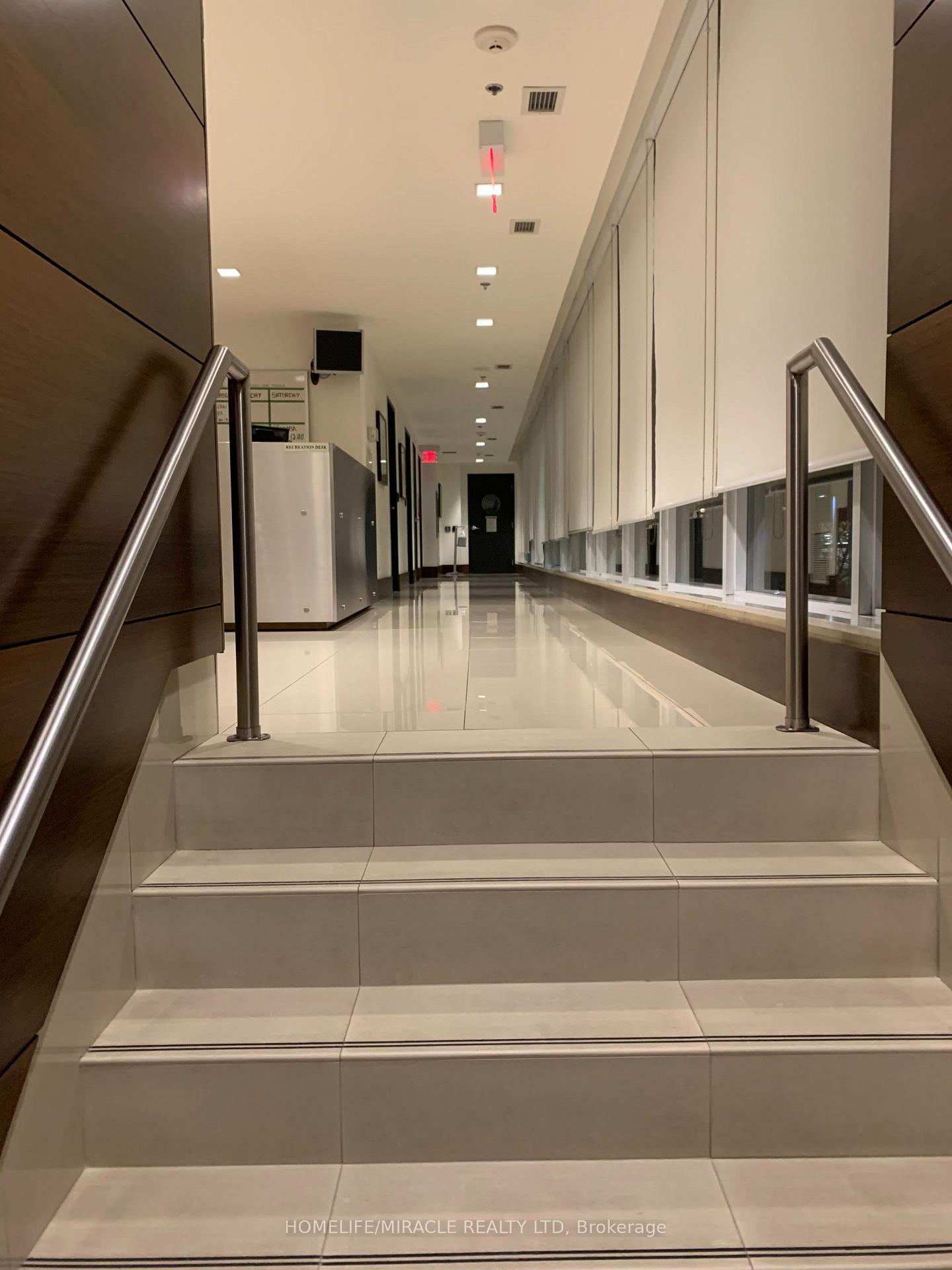 Photo 8 of Unit 232, 2885 Bayview Avenue, North York, Bayview Village — HOMEH