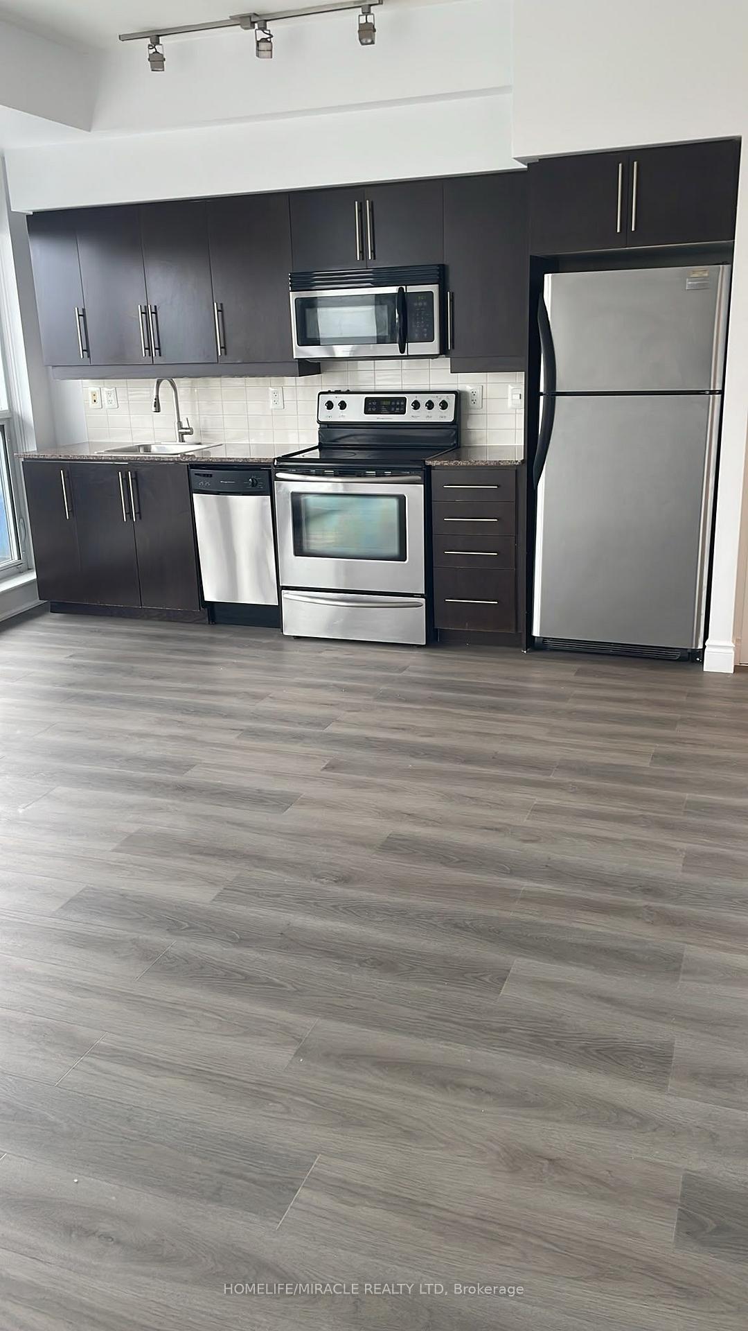 Photo 25 of Unit 232, 2885 Bayview Avenue, North York, Bayview Village — HOMEH